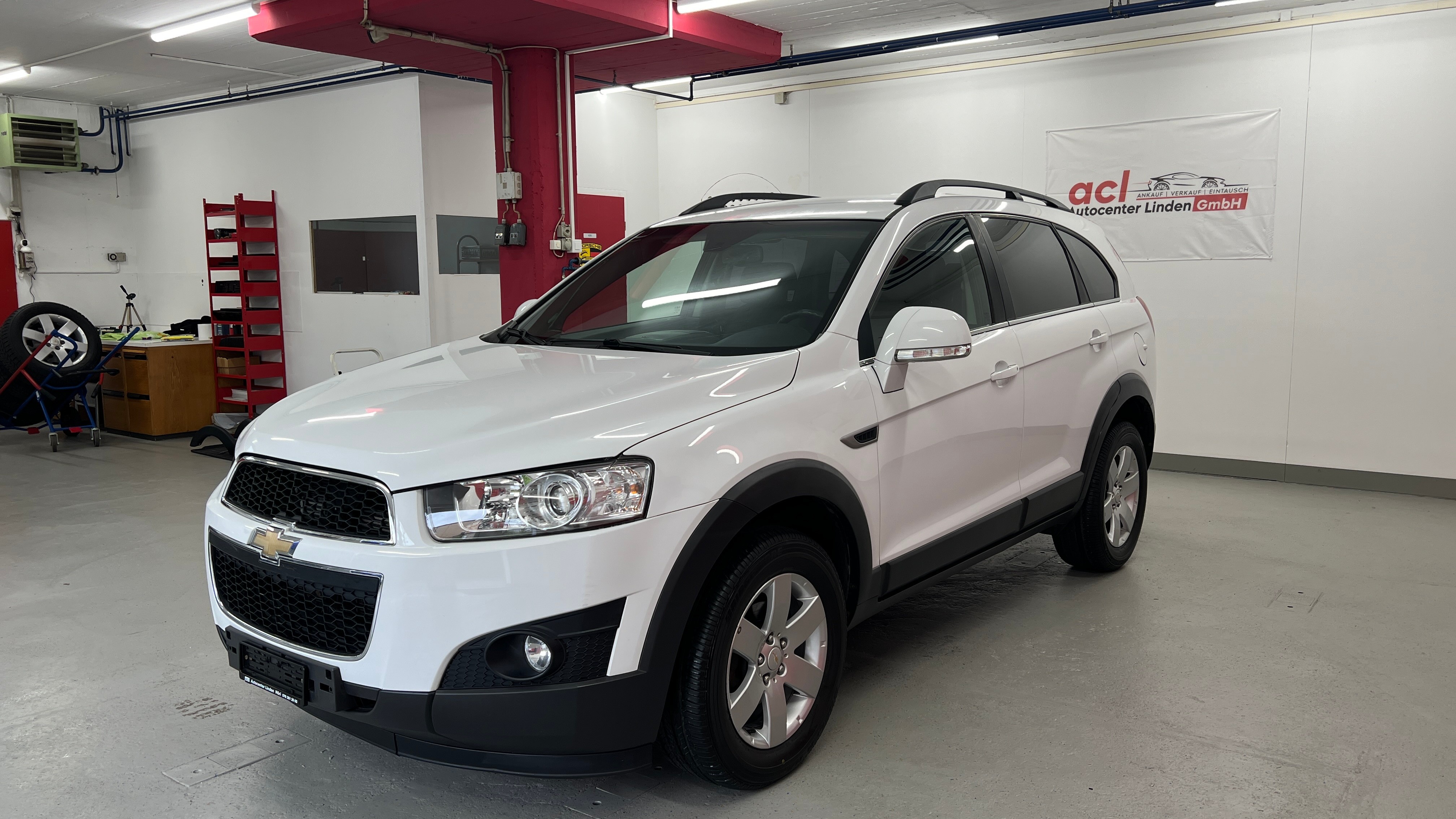 CHEVROLET Captiva 2.2 VCDi LT , AHK 2000kg. aus 1 Hand 8 Fach berädert original