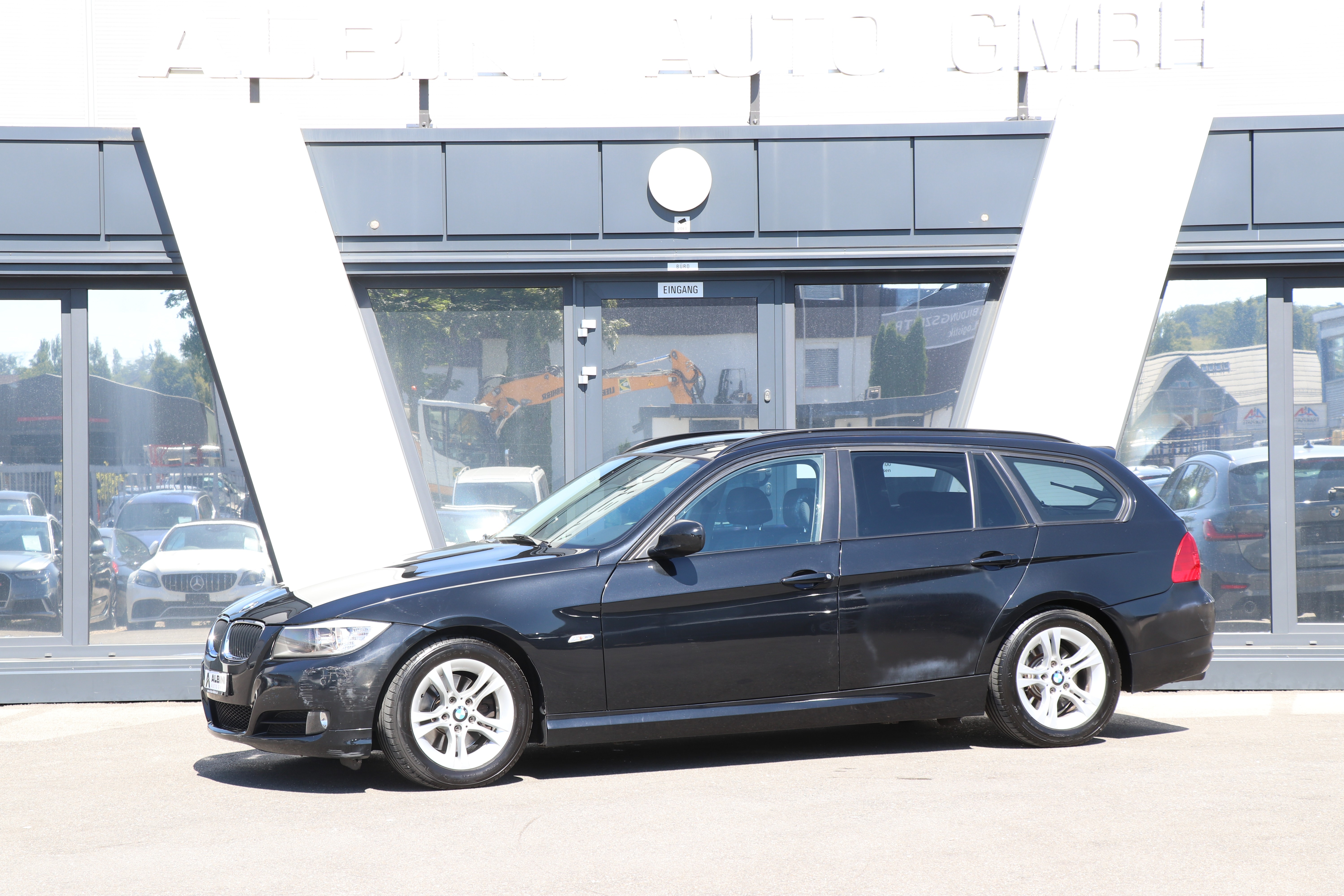 BMW 320i Touring