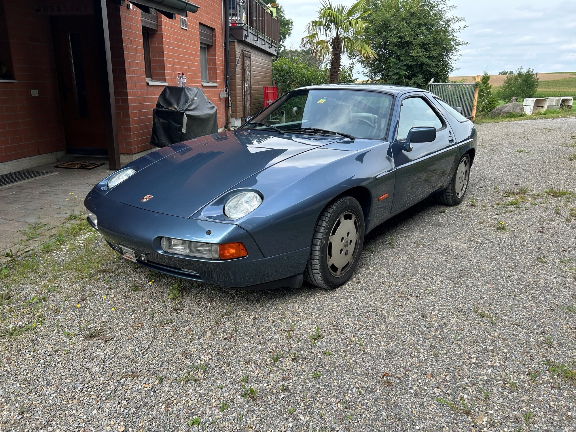 PORSCHE 928 S4