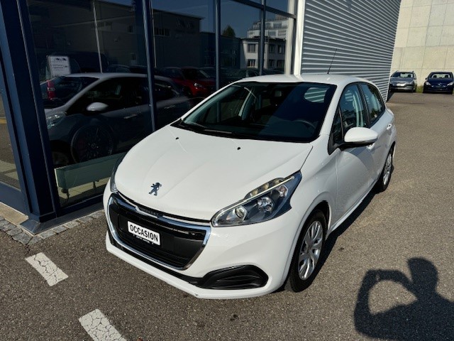 PEUGEOT 208 1.2 PureTech Allure EAT6