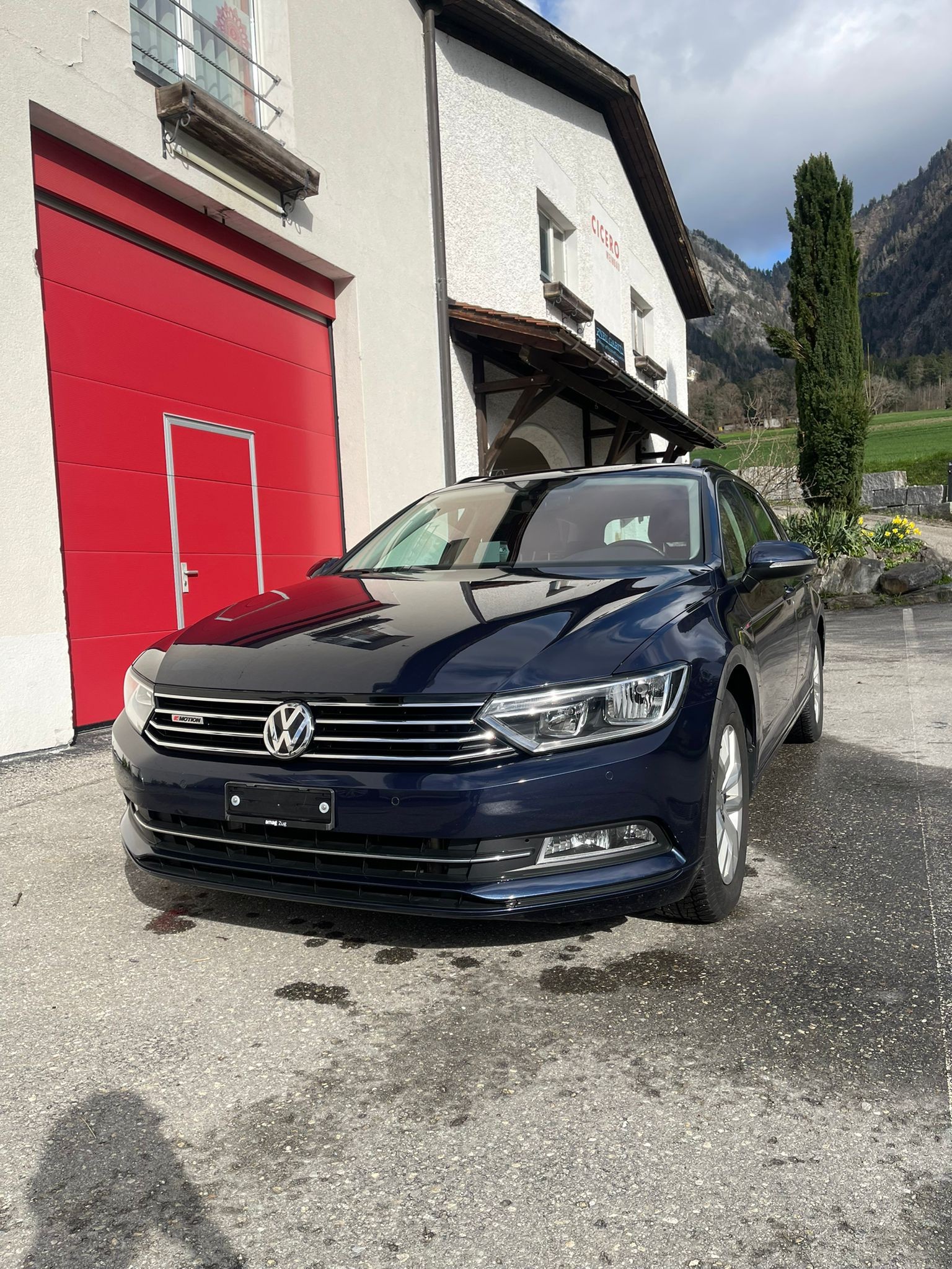 VW Passat Variant 2.0 TDI SCR BMT Trendline 4 Motion