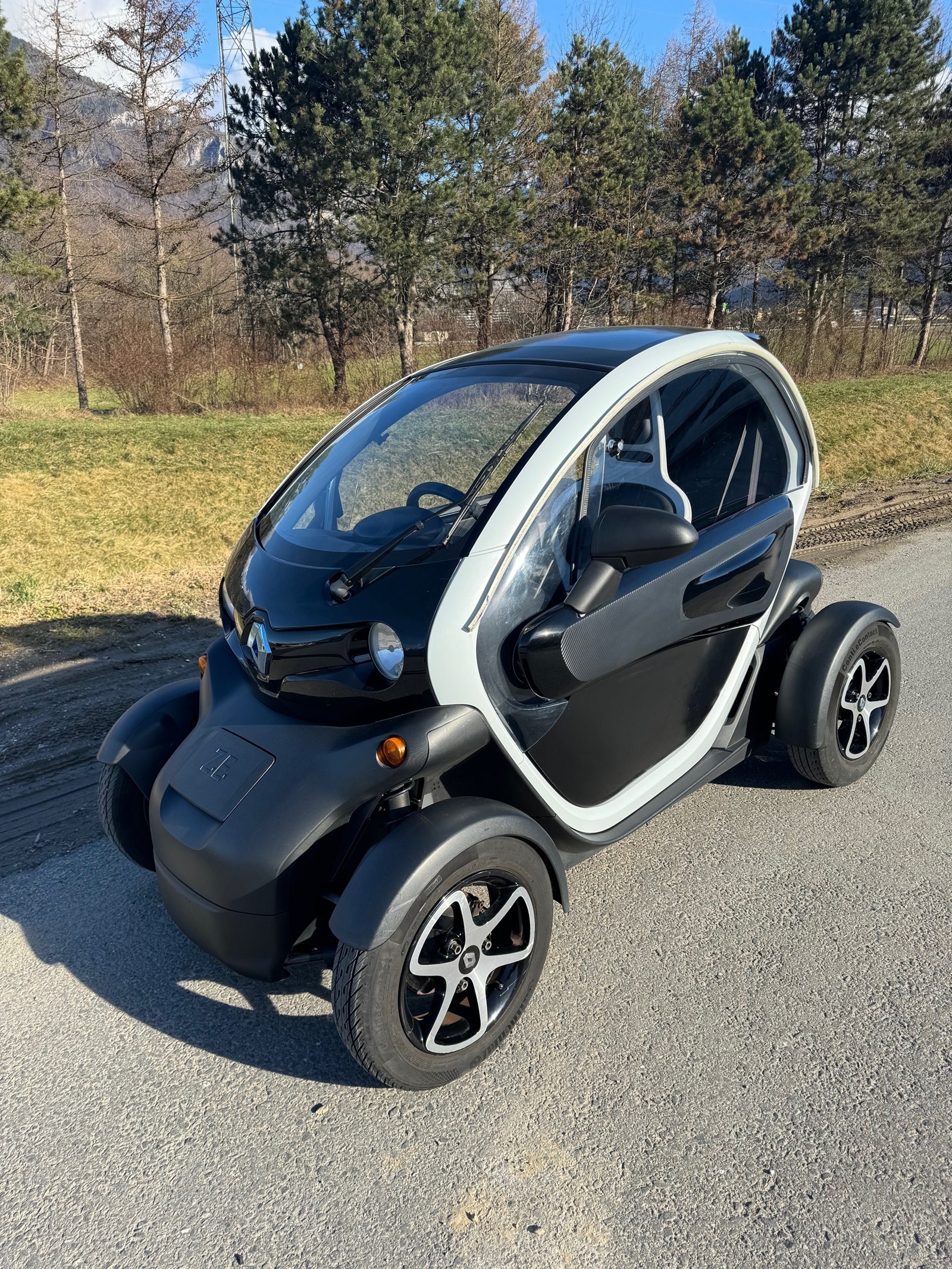 RENAULT Twizy Z.E. Color (Batterie Miete)