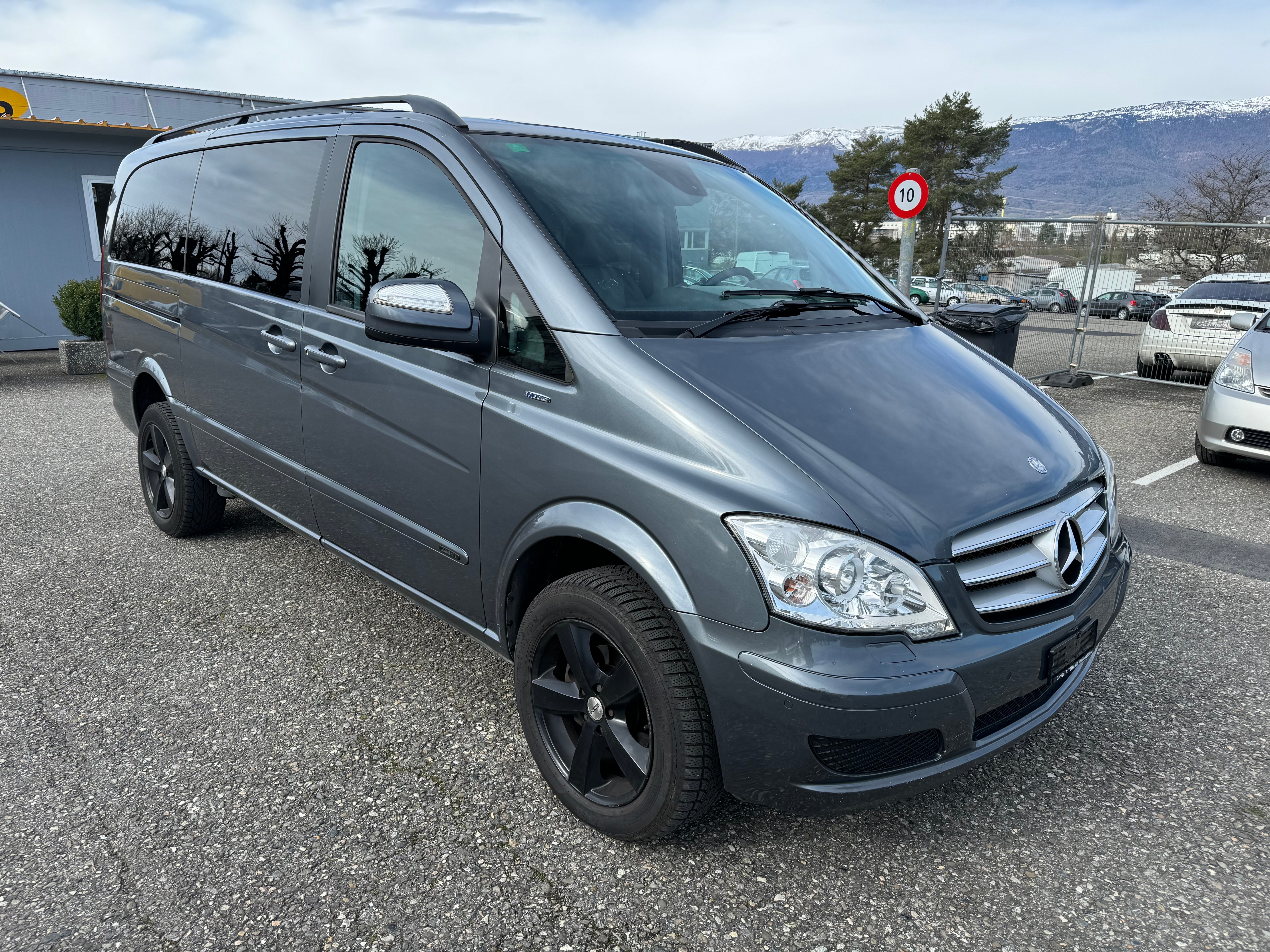 MERCEDES-BENZ Viano