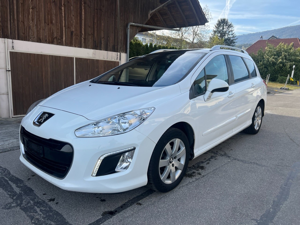 PEUGEOT 308 SW 1.6 HDI Active EGS6