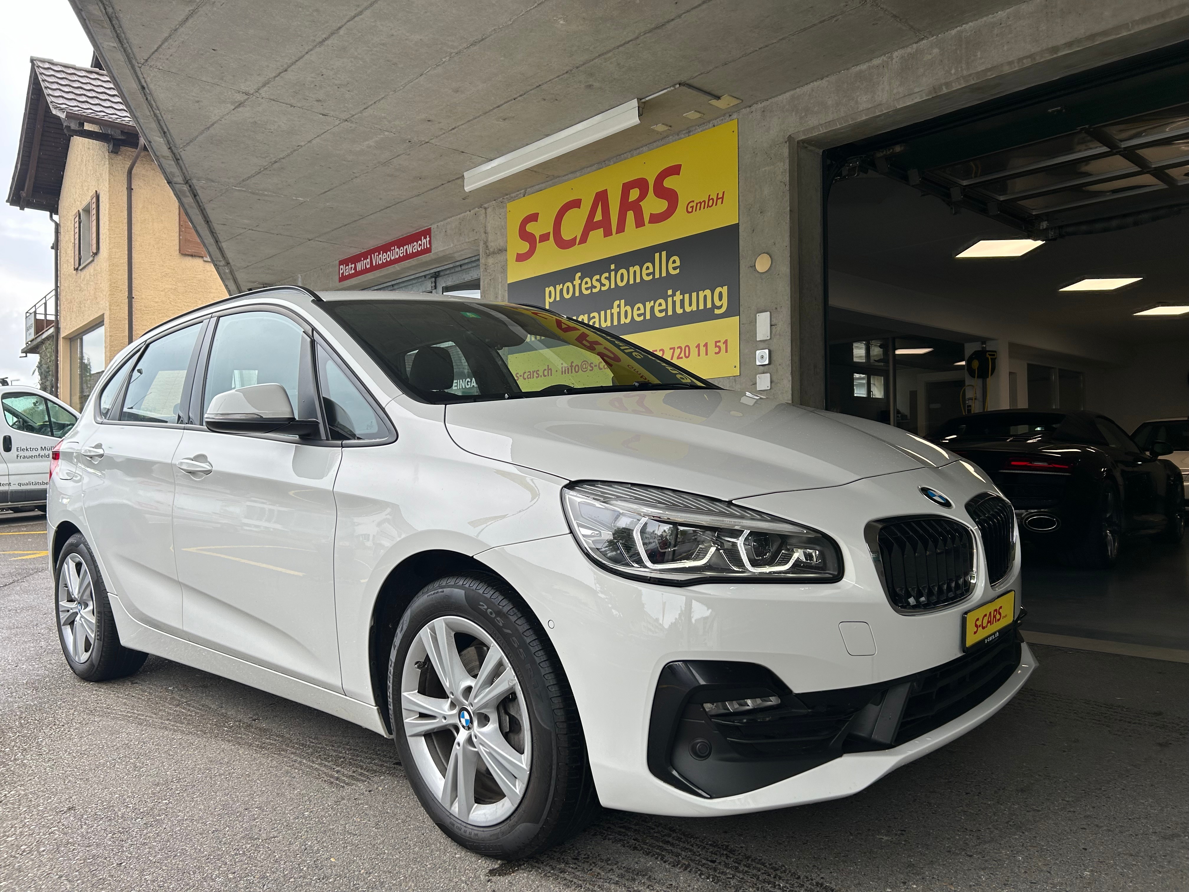 BMW 218d xDrive Active Tourer Steptronic Sport Line