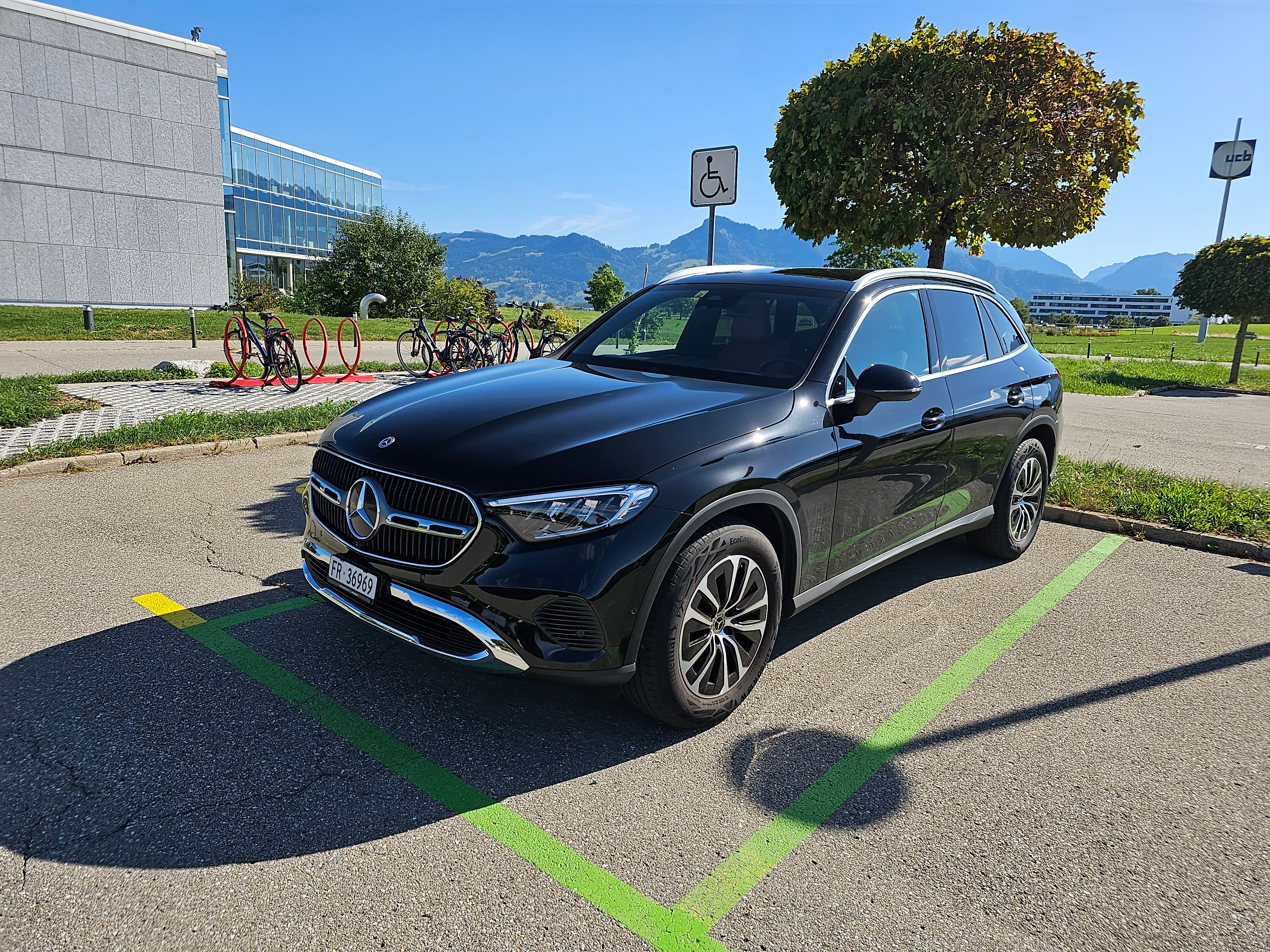 MERCEDES-BENZ GLC 220 d 4M 9G-Tronic