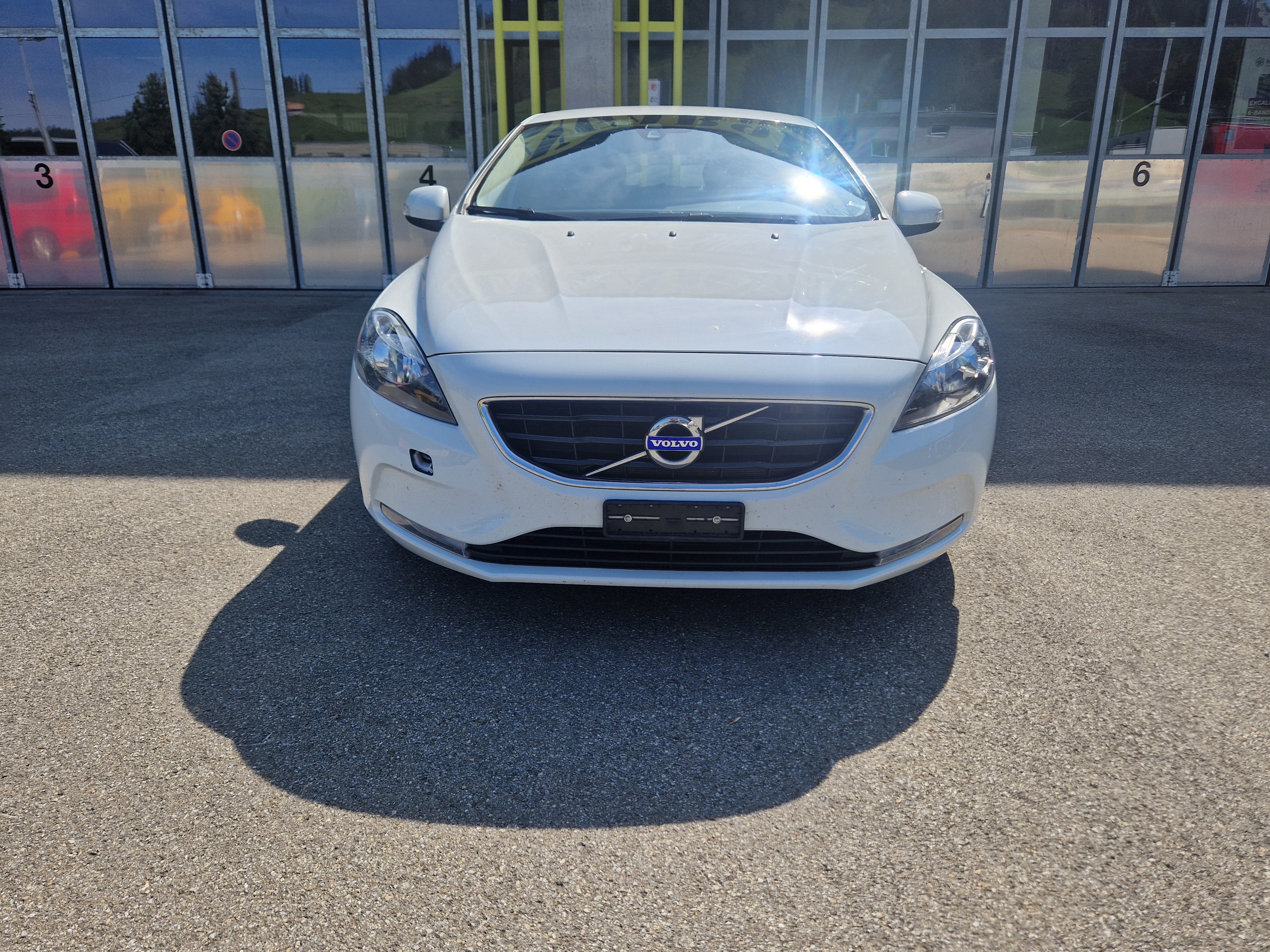 VOLVO V40 D2 Momentum