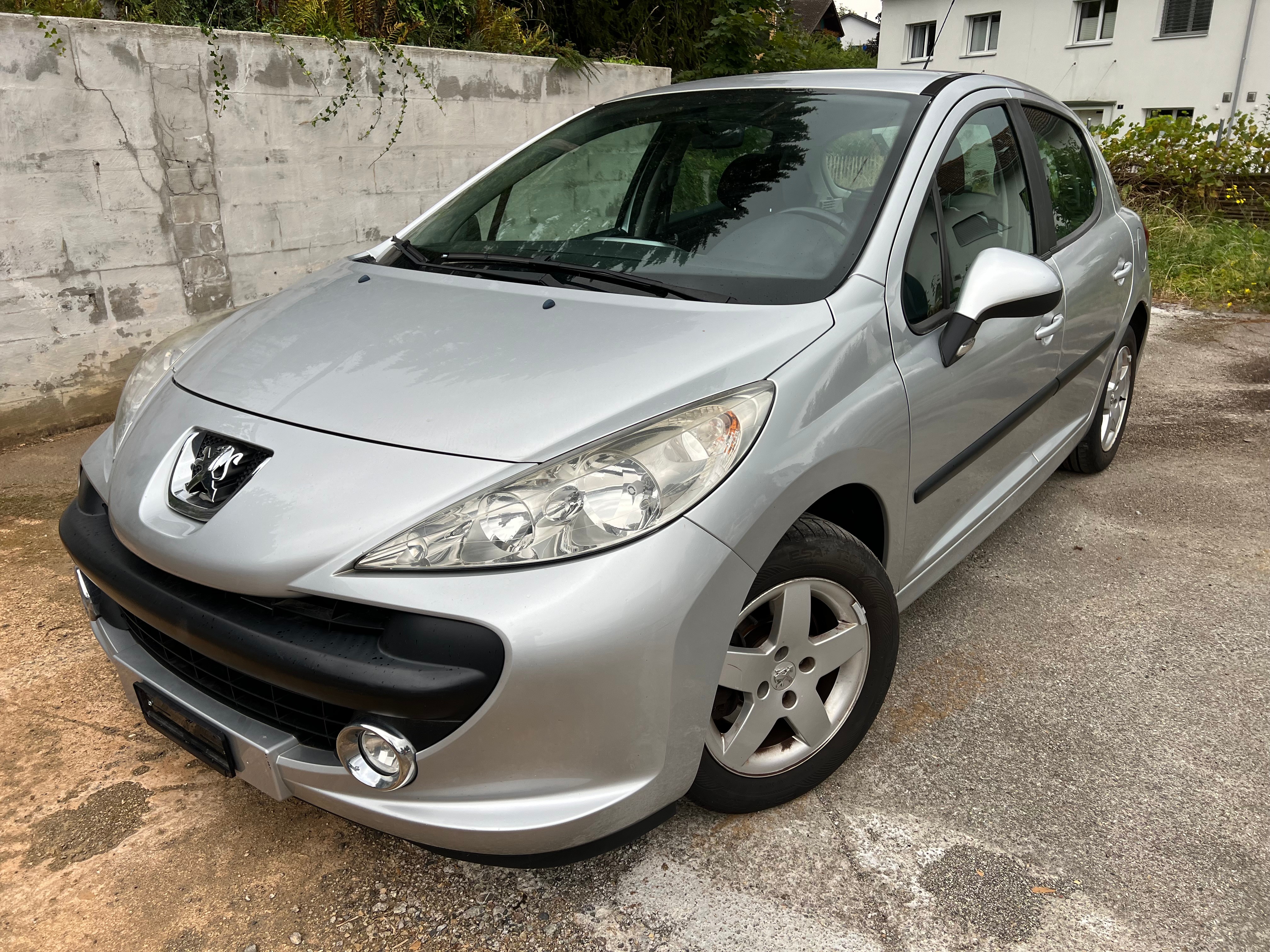 PEUGEOT 207 1.6 16V Sport Pack