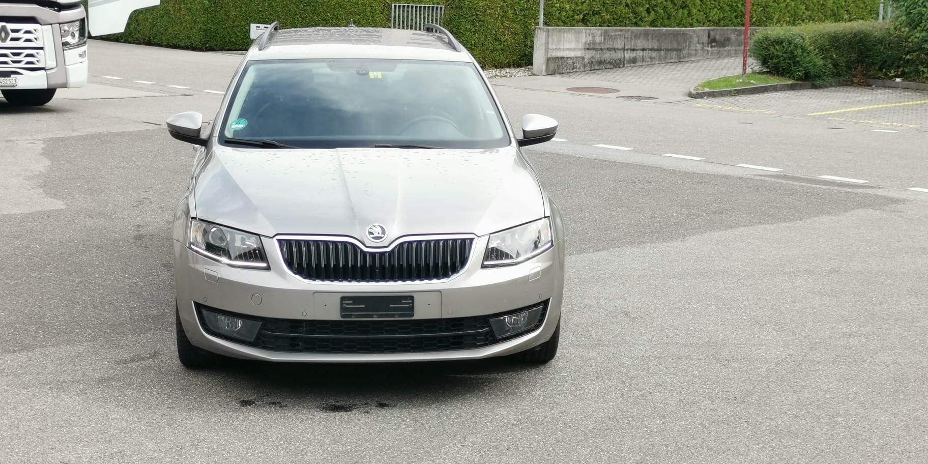 SKODA Octavia Combi 2.0 TDI Elegance 4x4