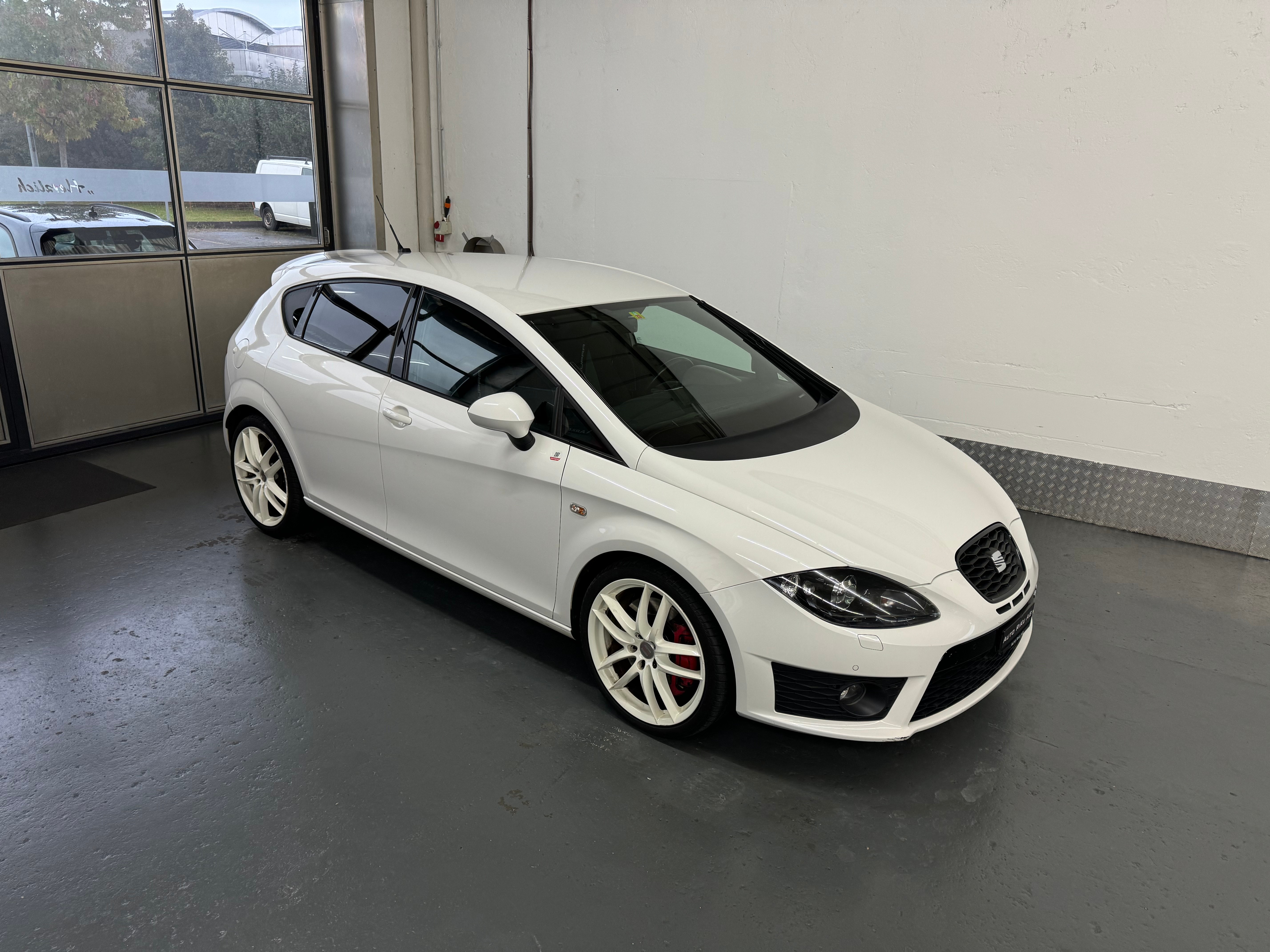 SEAT Leon 2.0 TSI Cupra R310 World Champion Edition