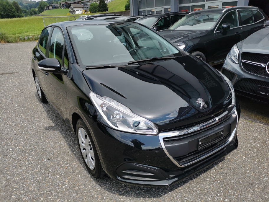 PEUGEOT 208 1.2 PureTech Active