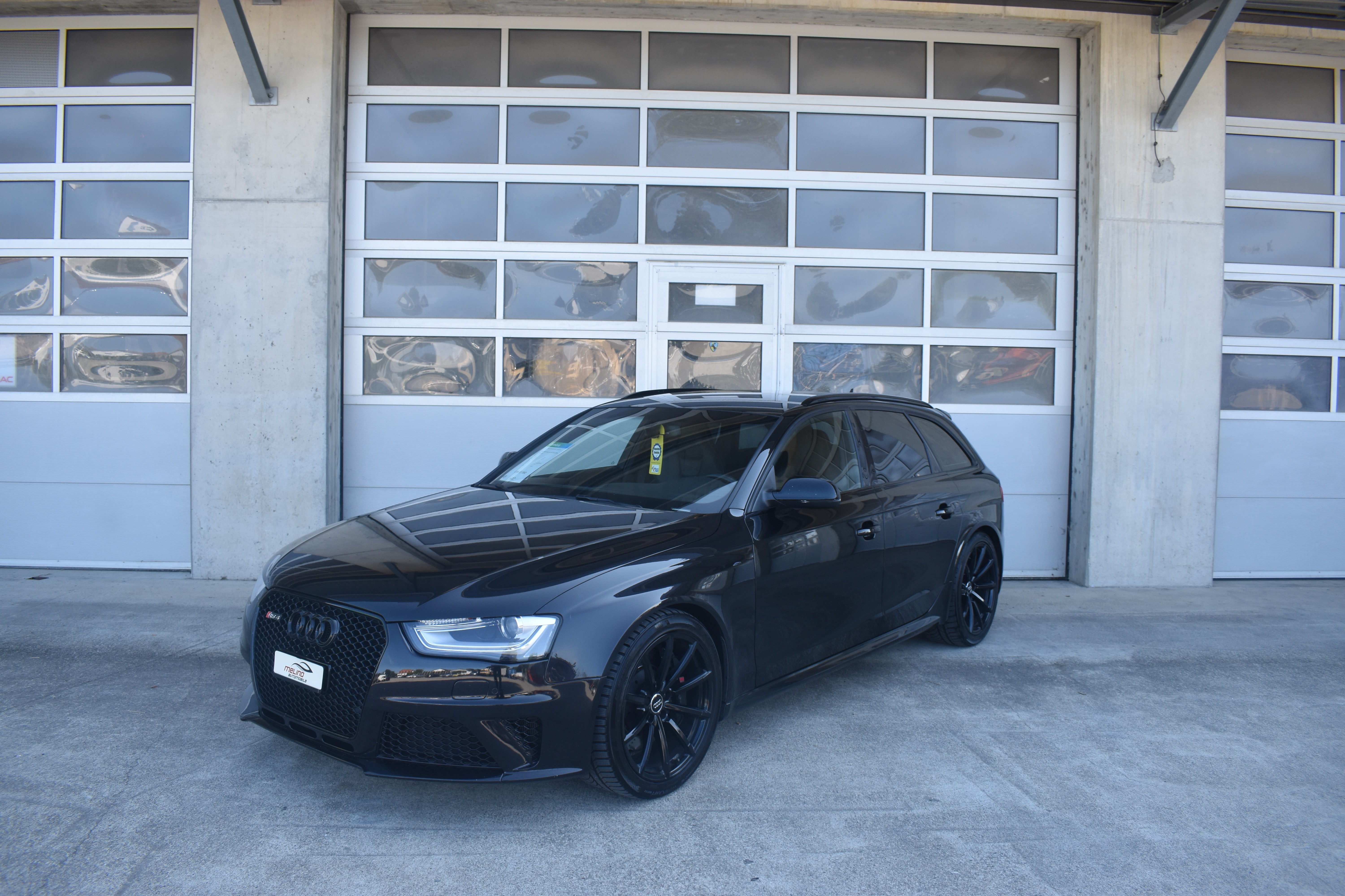 AUDI RS4 Avant 4.2 FSI V8 quattro S-tronic