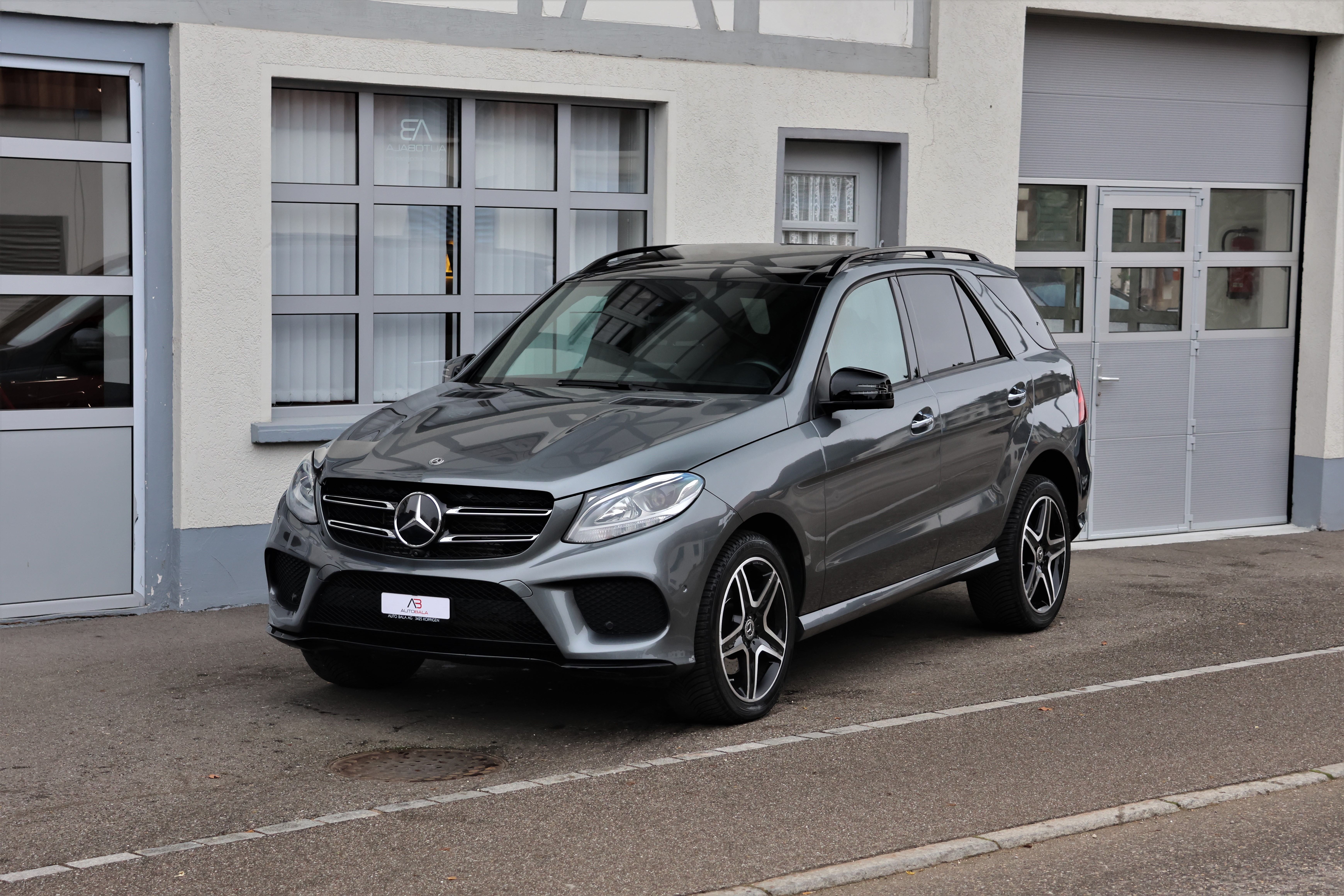 MERCEDES-BENZ GLE 350 d AMG-Line 4Matic 9G-Tronic