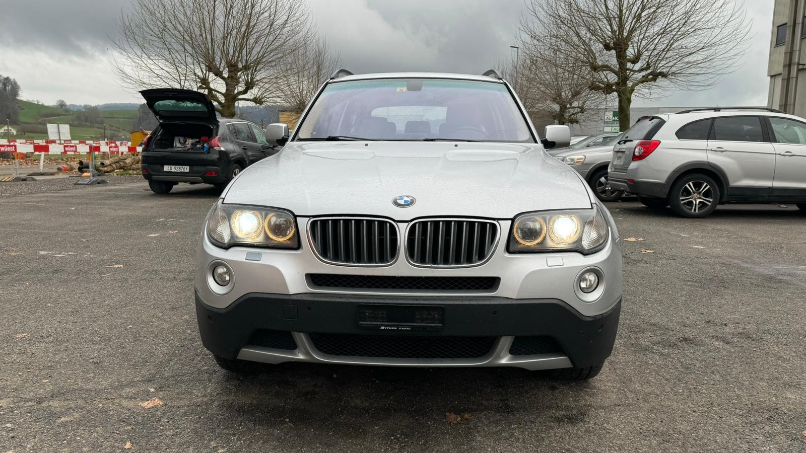 BMW X3 xDrive 30i (3.0si)