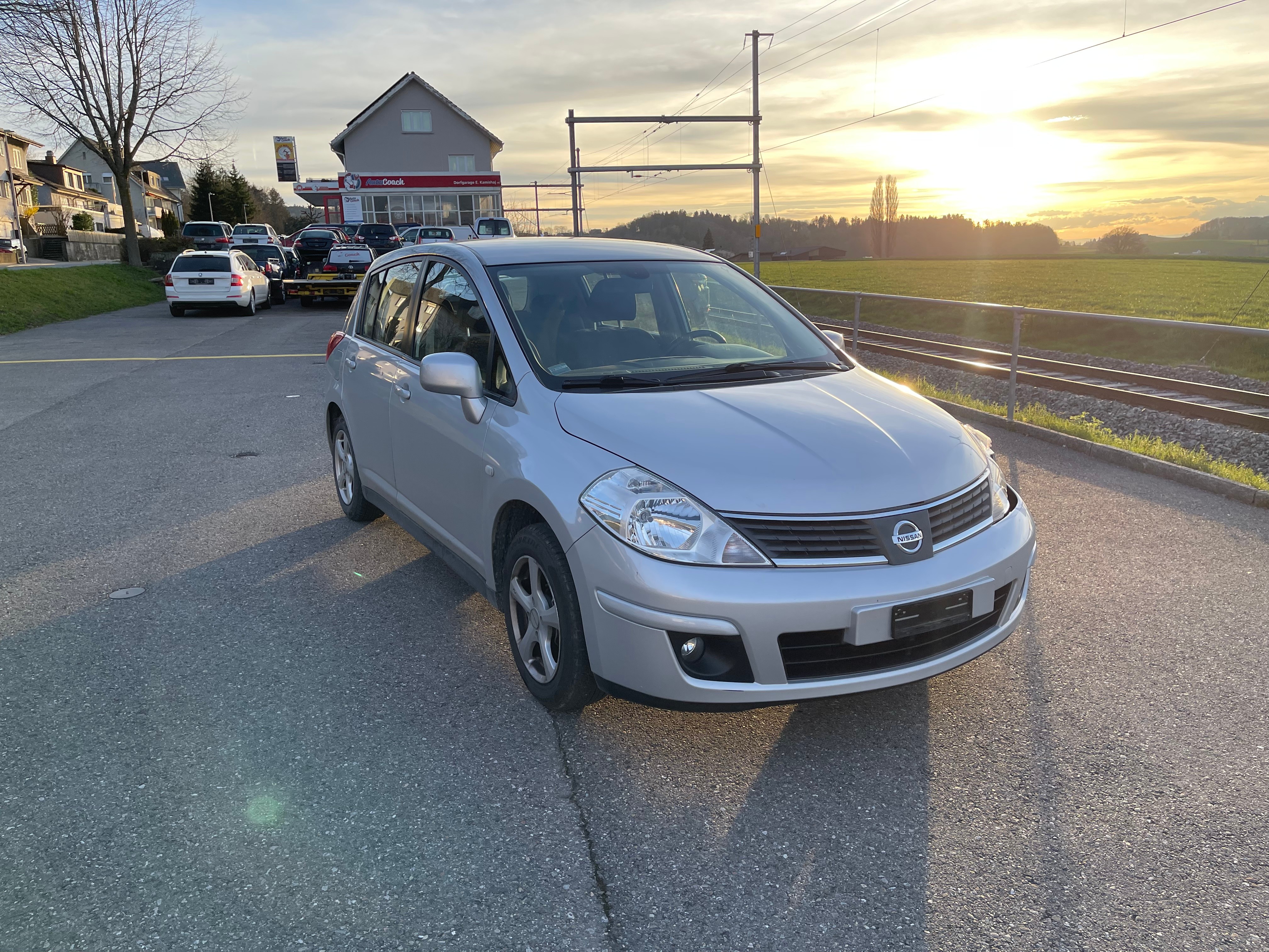 NISSAN Tiida 1.6 tekna