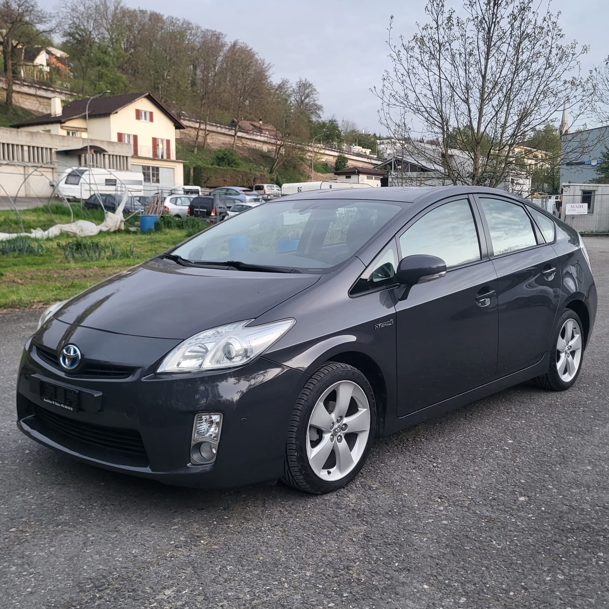 TOYOTA Prius 1.8 16V HSD Sol