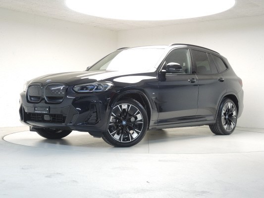 BMW iX3 Impressive