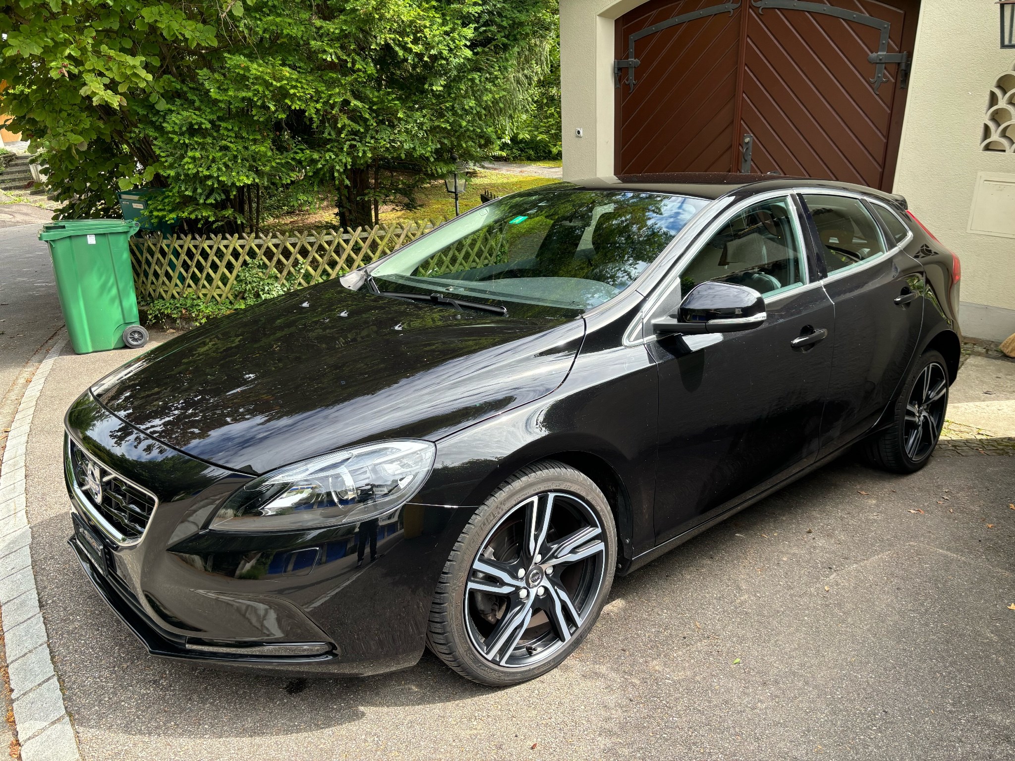 VOLVO V40 T3 Momentum S/S