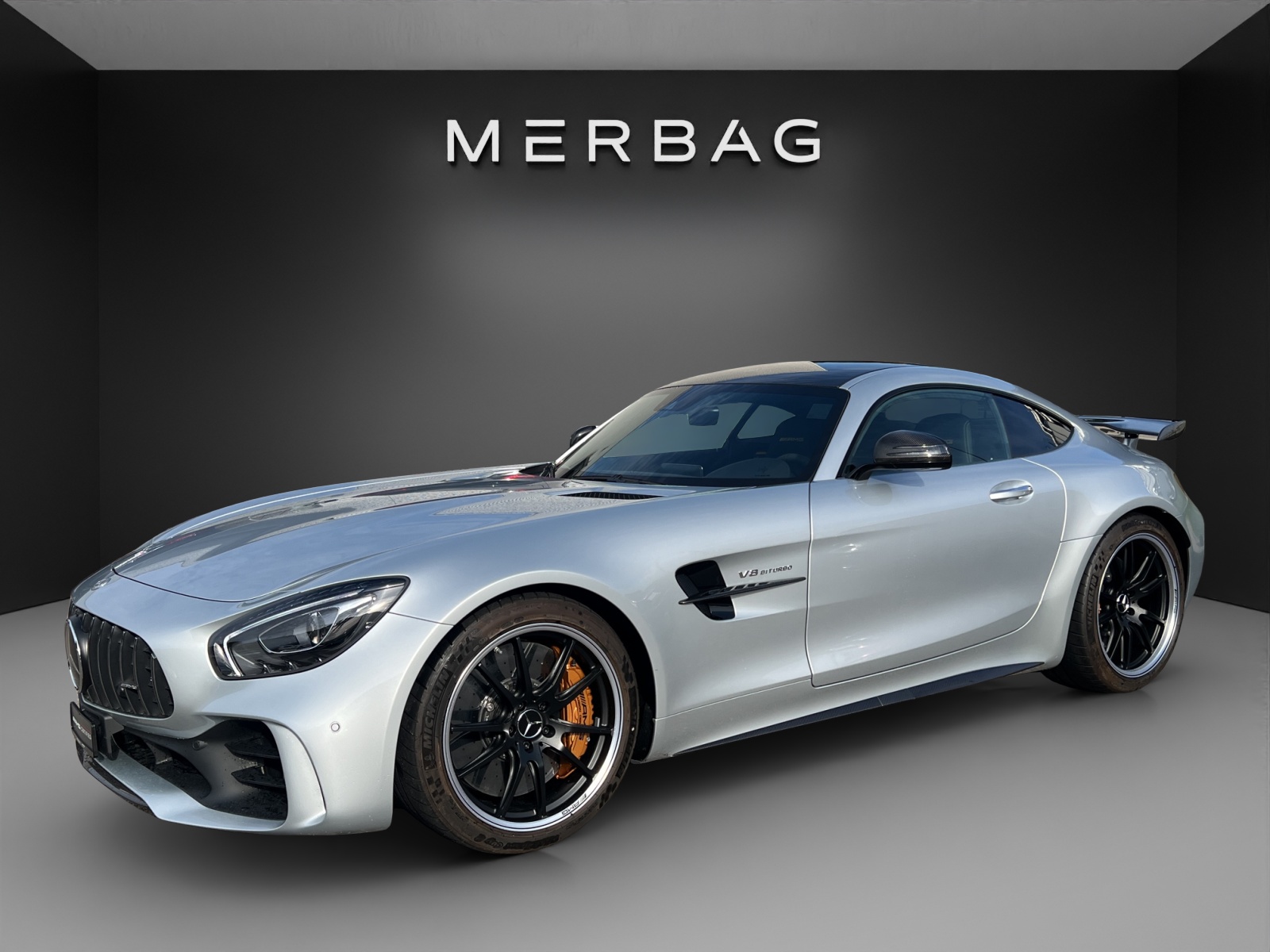 MERCEDES-BENZ AMG GT R