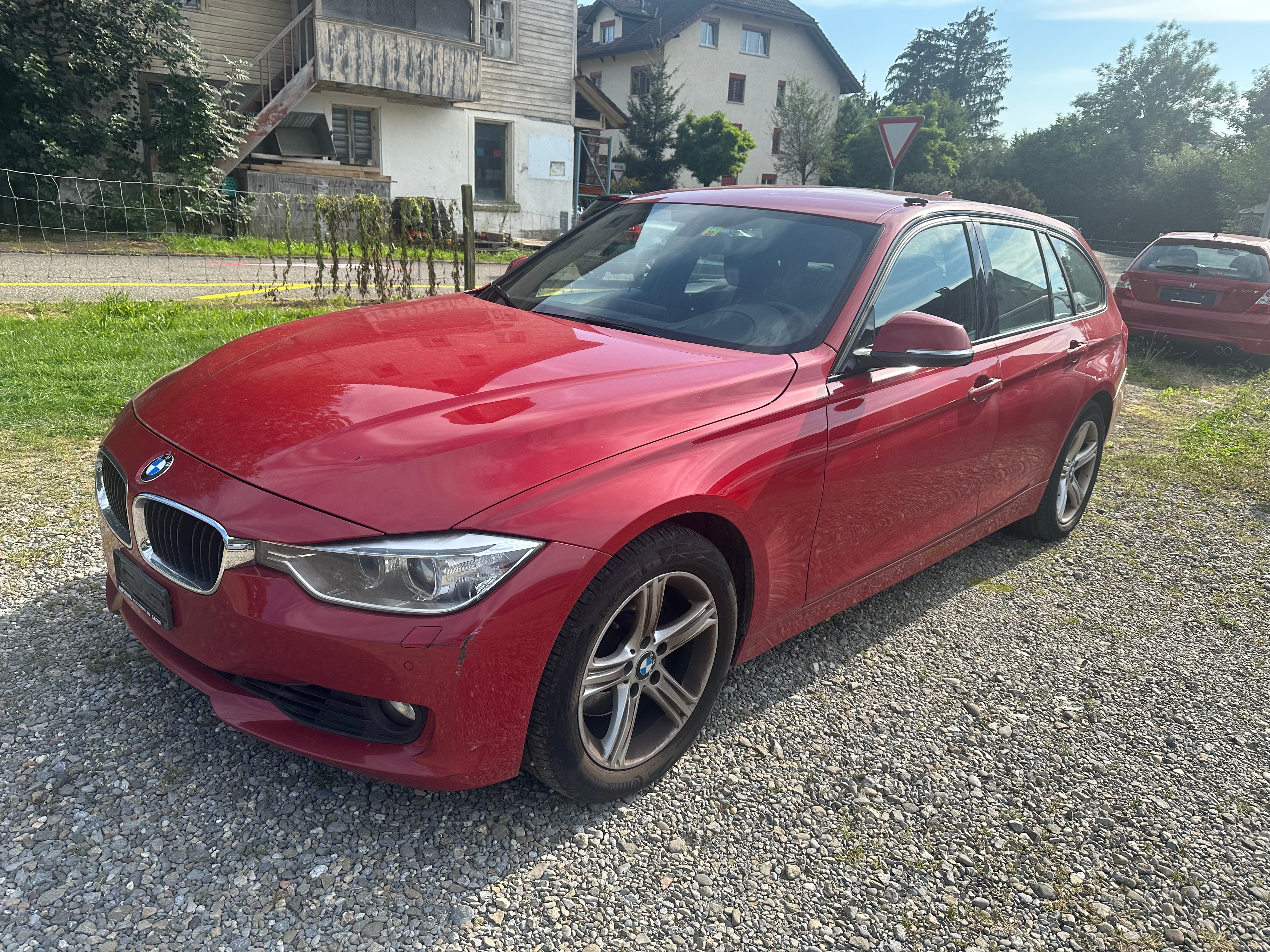 BMW 330d xDrive Touring Steptronic