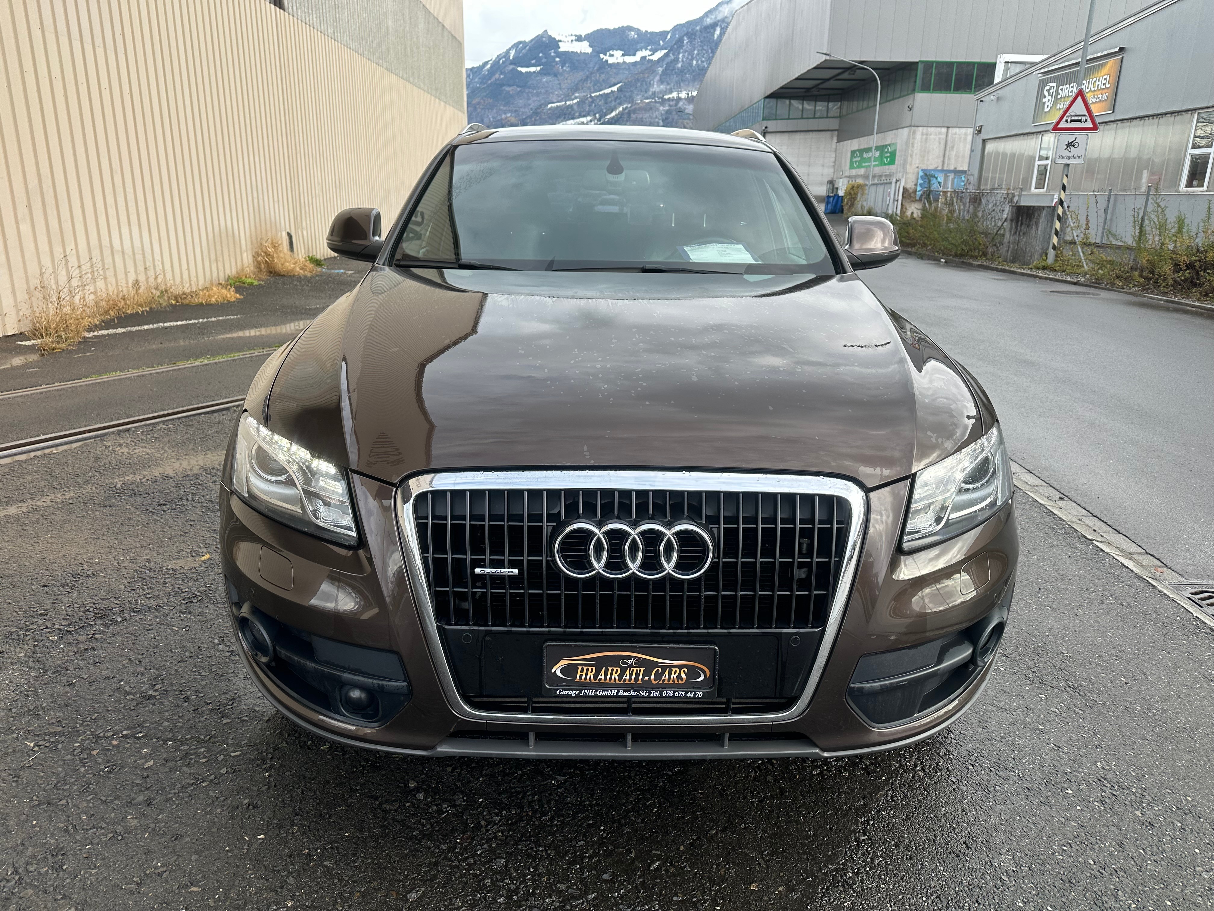 AUDI Q5 3.0 TDI quattro S-tronic S-LINE