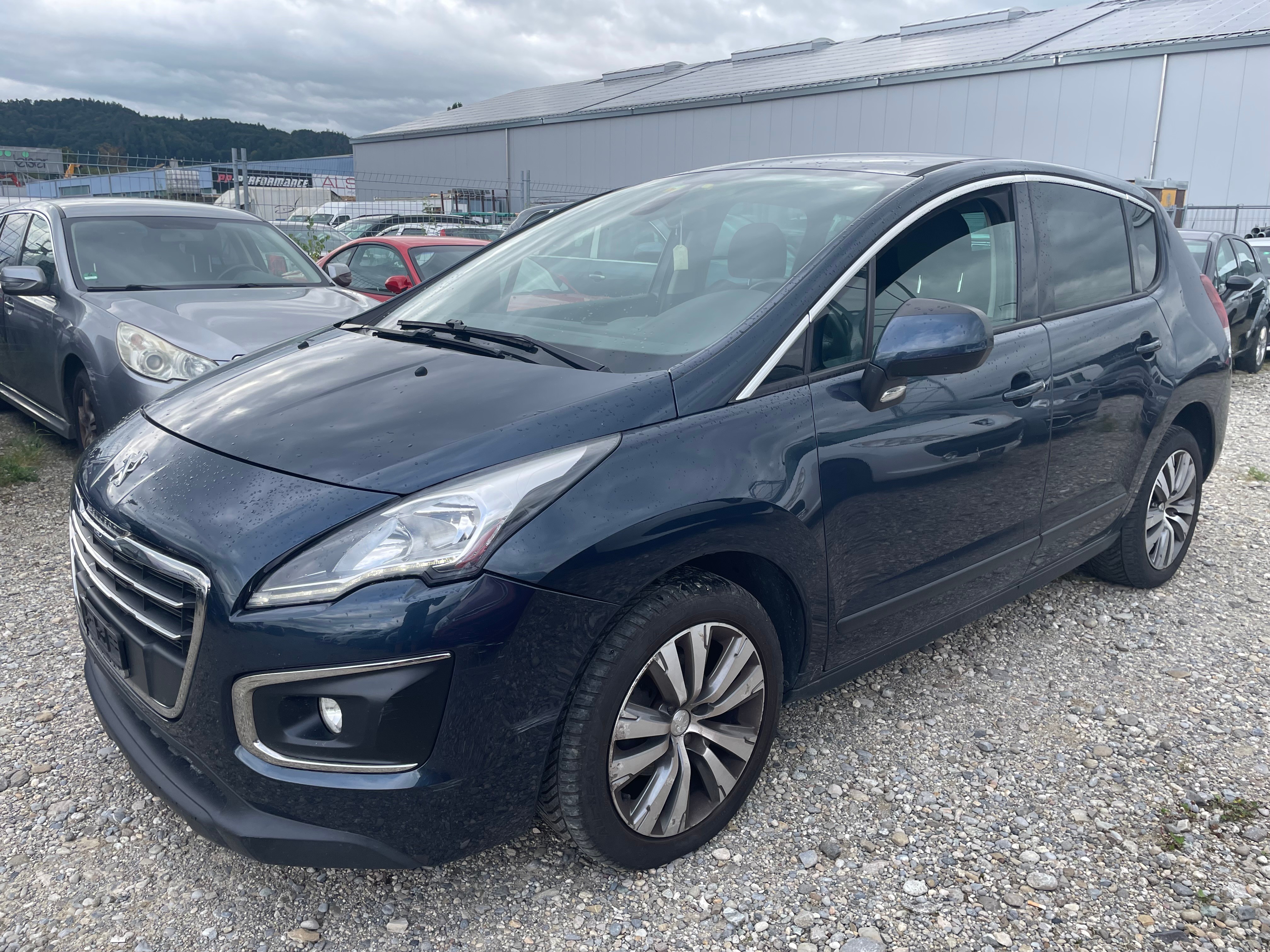 PEUGEOT 3008 1.6 HDI Business