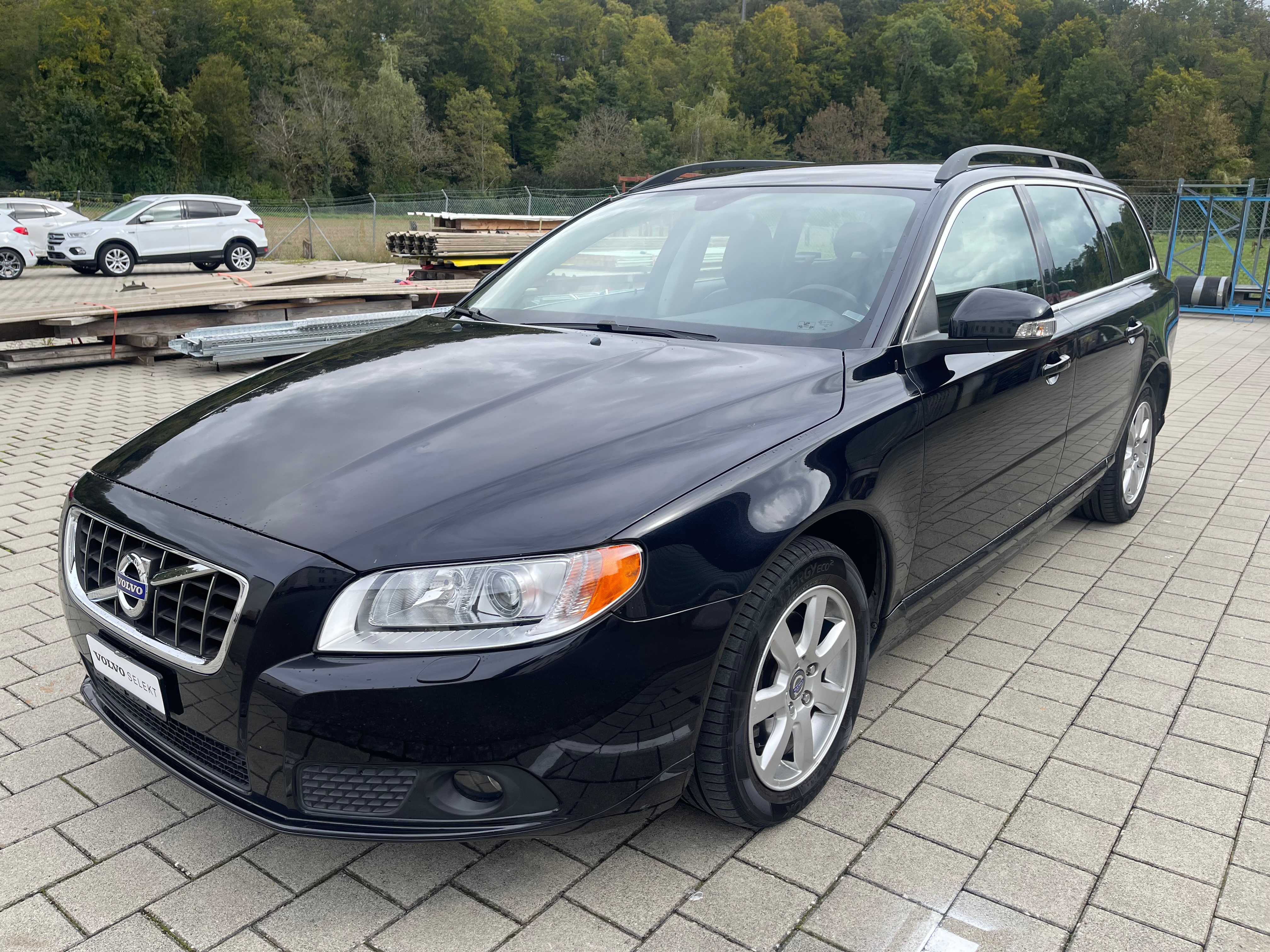 VOLVO V70 2.4D Momentum Geartronic