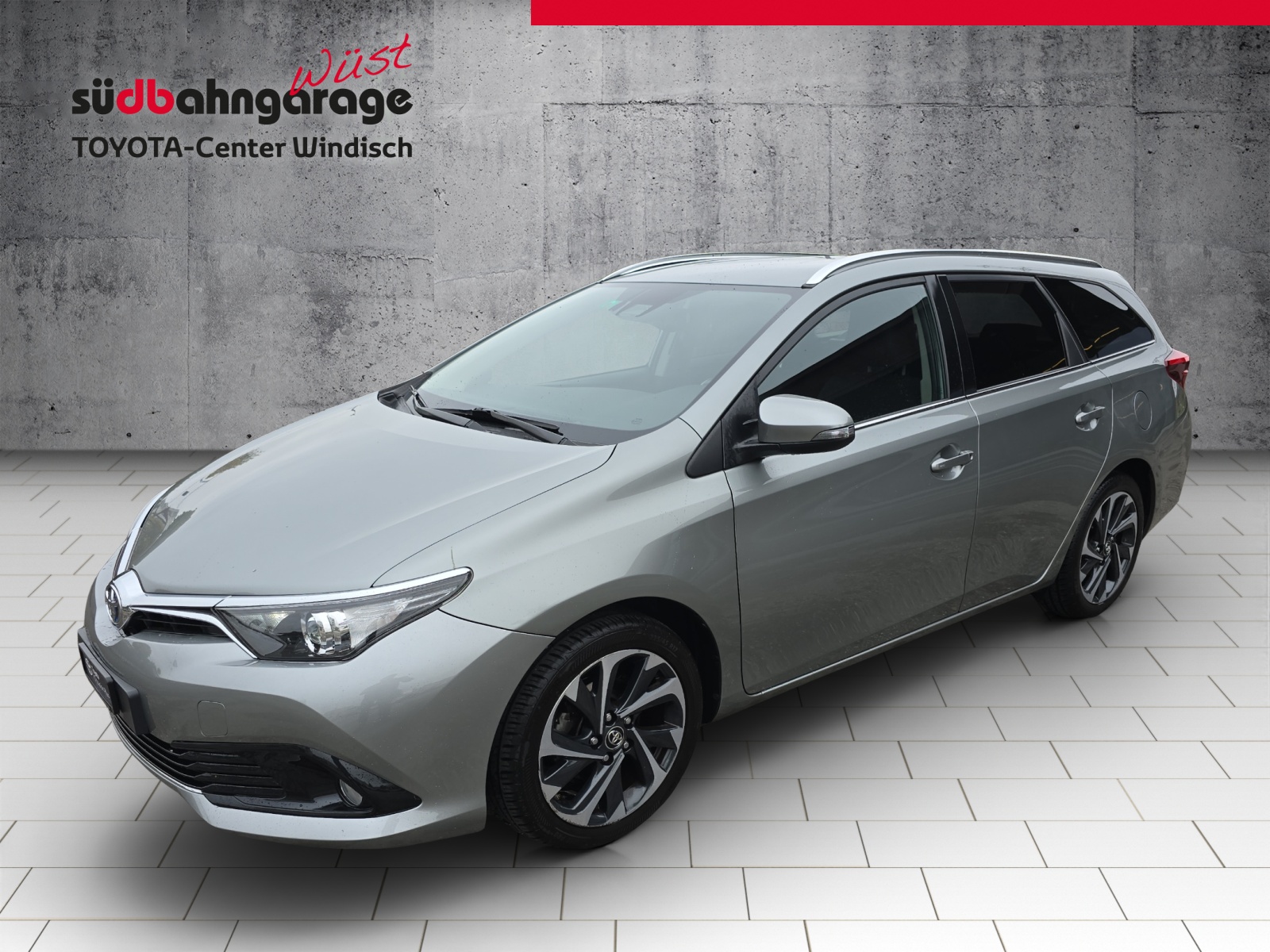 TOYOTA Auris Touring Sports 1.8 HSD Trend e-CVT