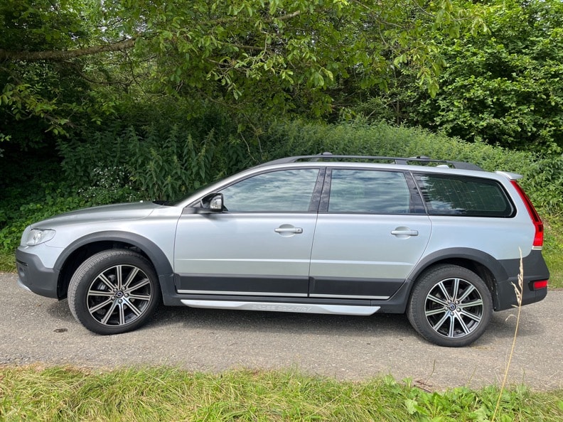 VOLVO XC70 D5 AWD Momentum Classic Edition Geartronic