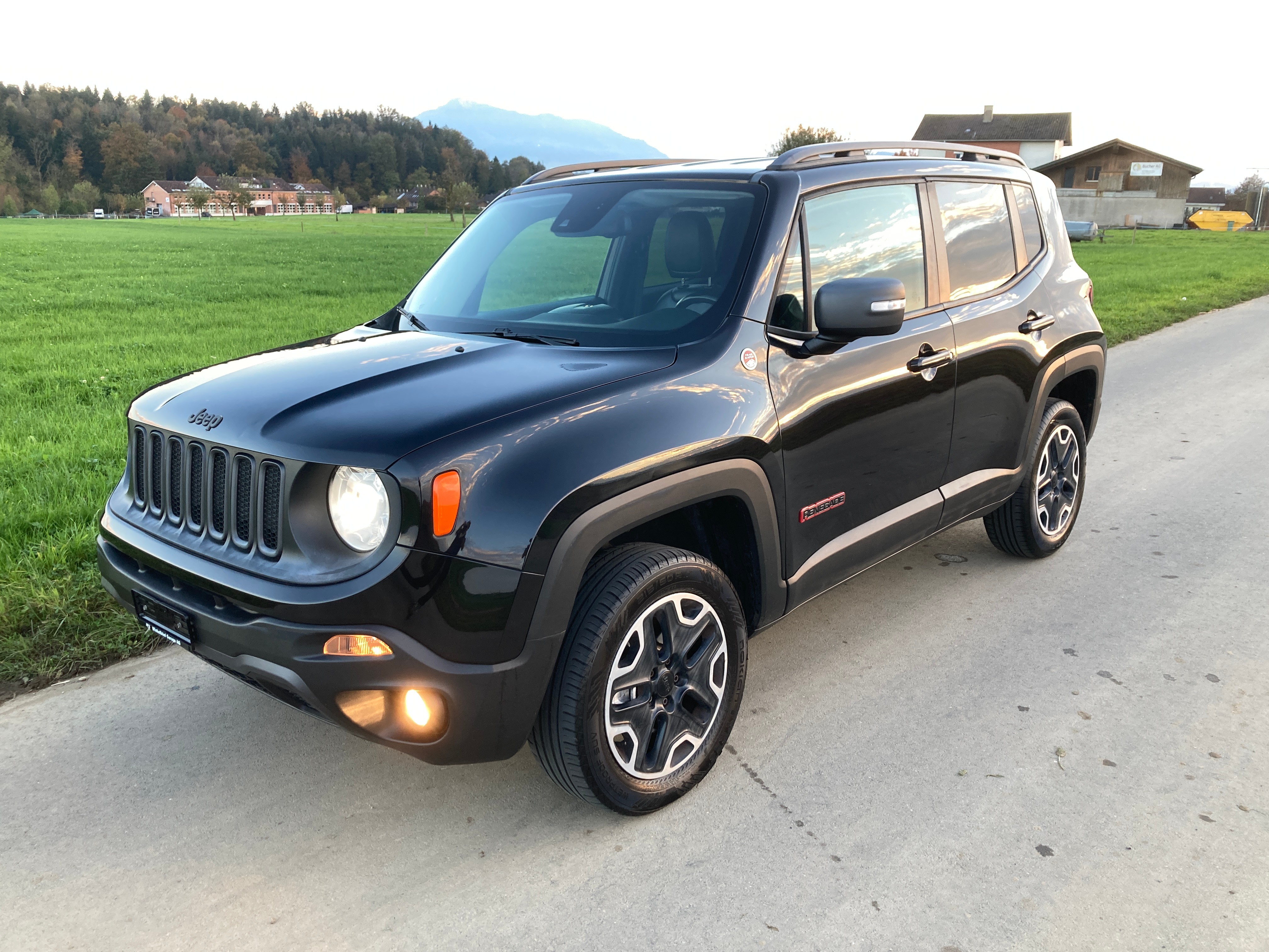 JEEP Renegade 2.0 CRD Trailhawk AWD + Low Range 9ATX