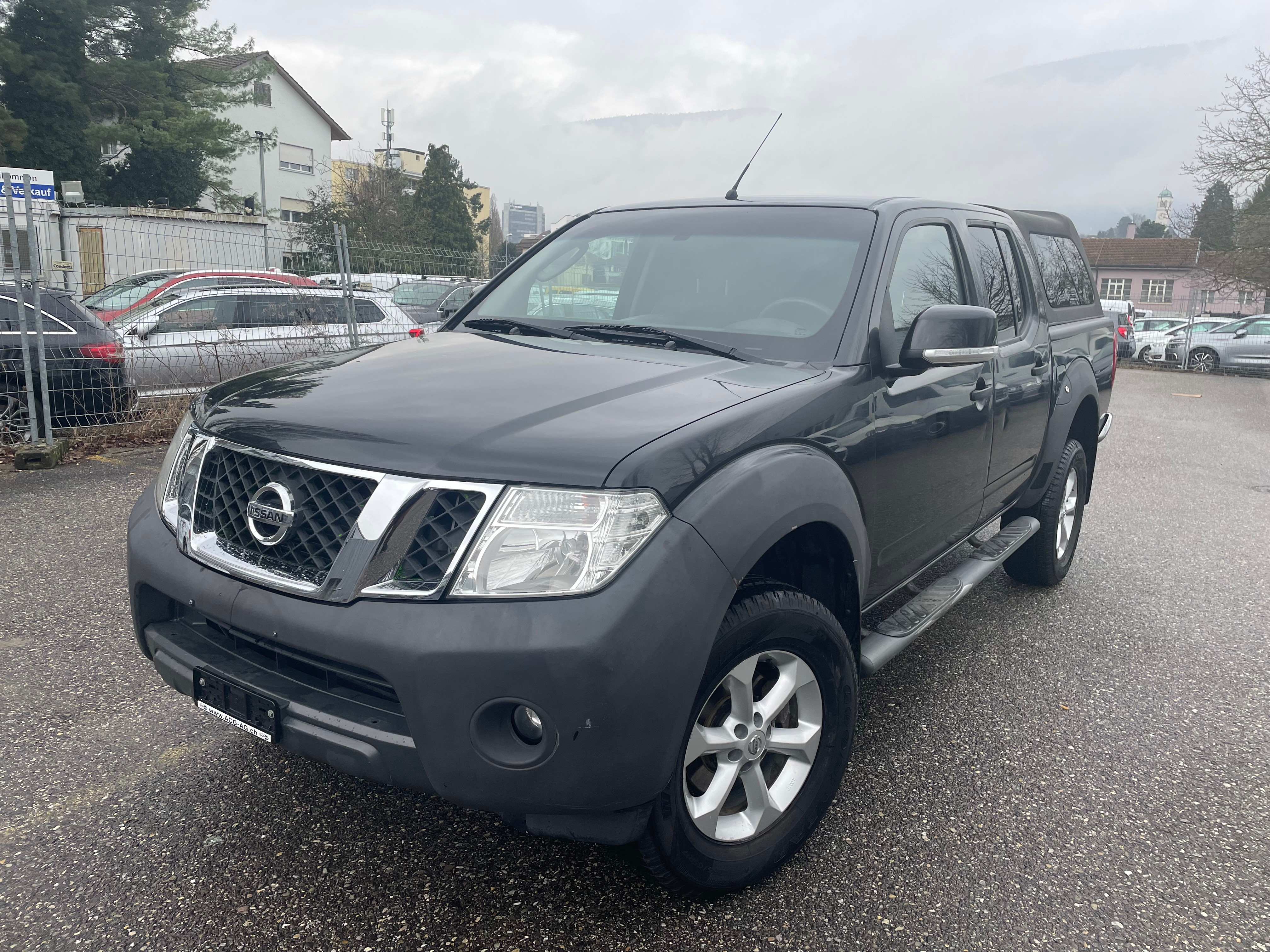 NISSAN Navara Double Cab LE 2.5 dCi 4WD * Klima-auto * Tempomat * Sitzheizung * Rückfahrkamera * AHK 3000Kg *