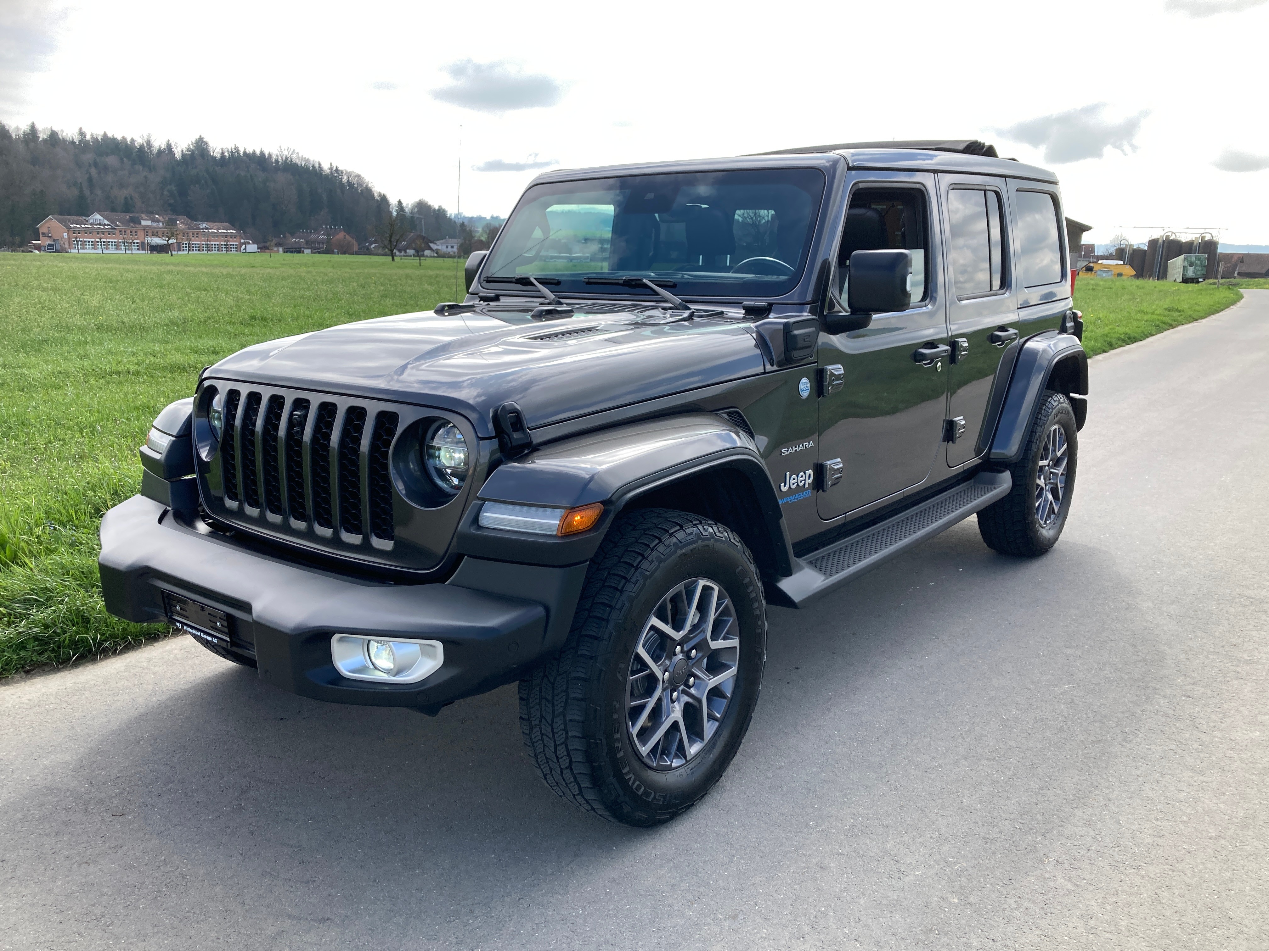 JEEP Wrangler 2.0 PHEV Unlimited Sahara Automatic *Sky One Touch*