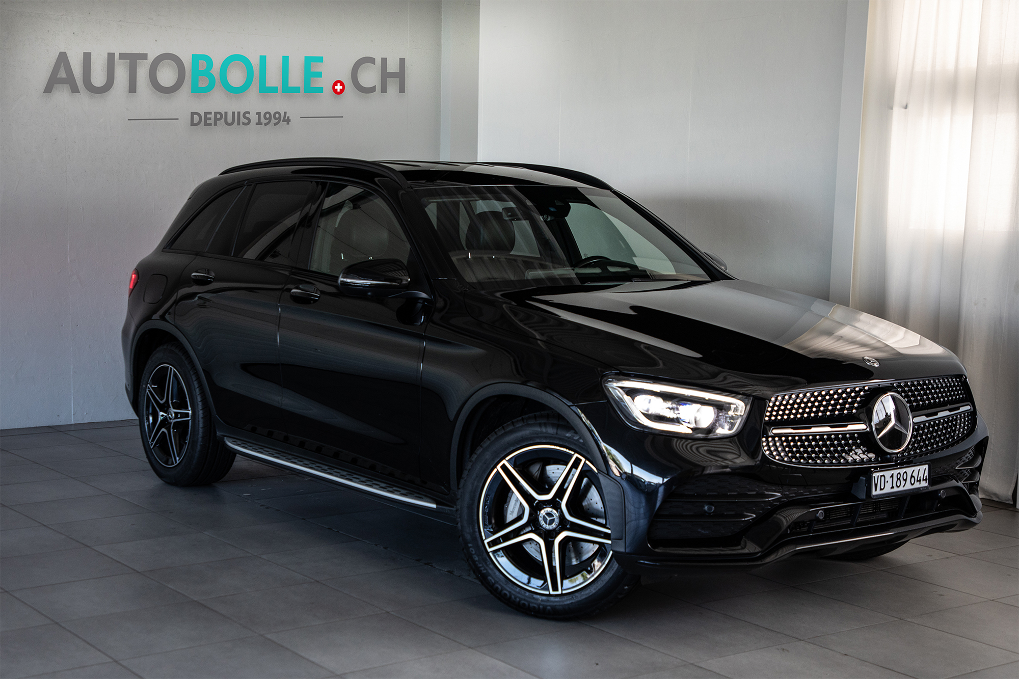 MERCEDES-BENZ GLC 300 AMG Line 4Matic 9G-Tronic