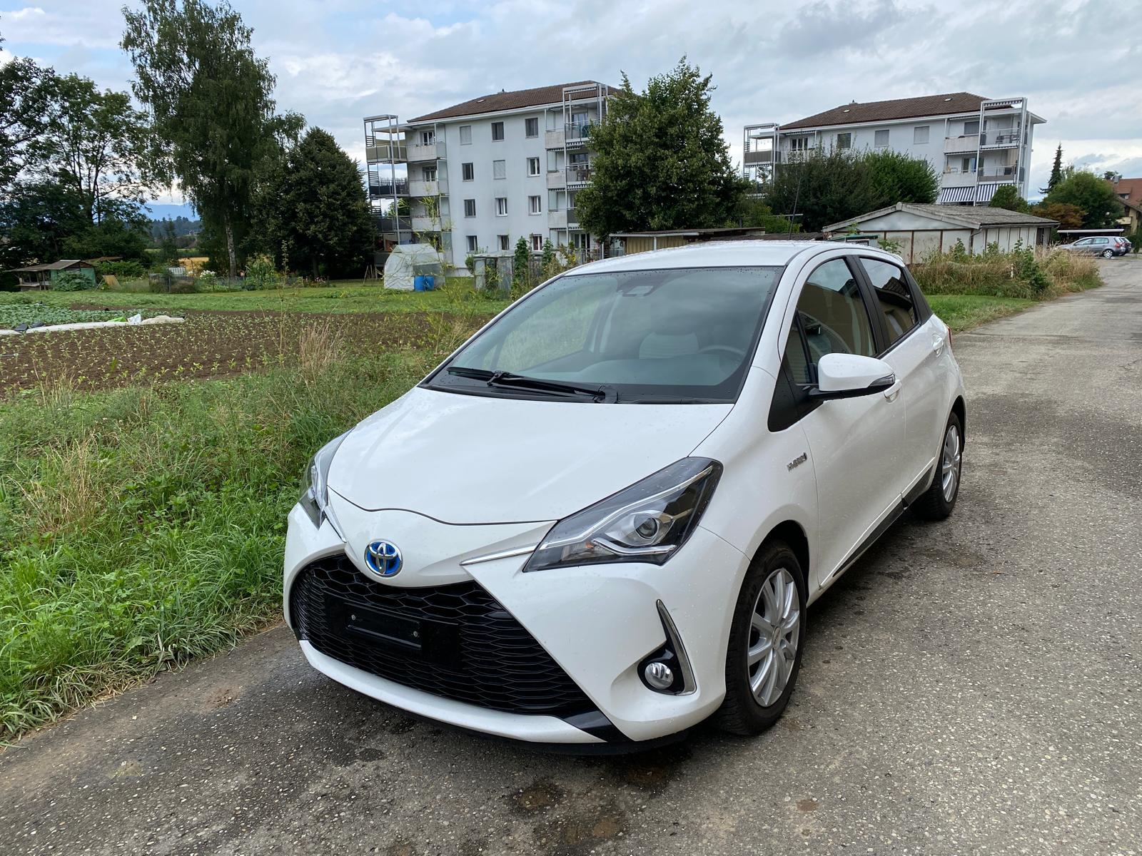 TOYOTA Yaris 1.5 VVT-i Hybrid Style e-CVT