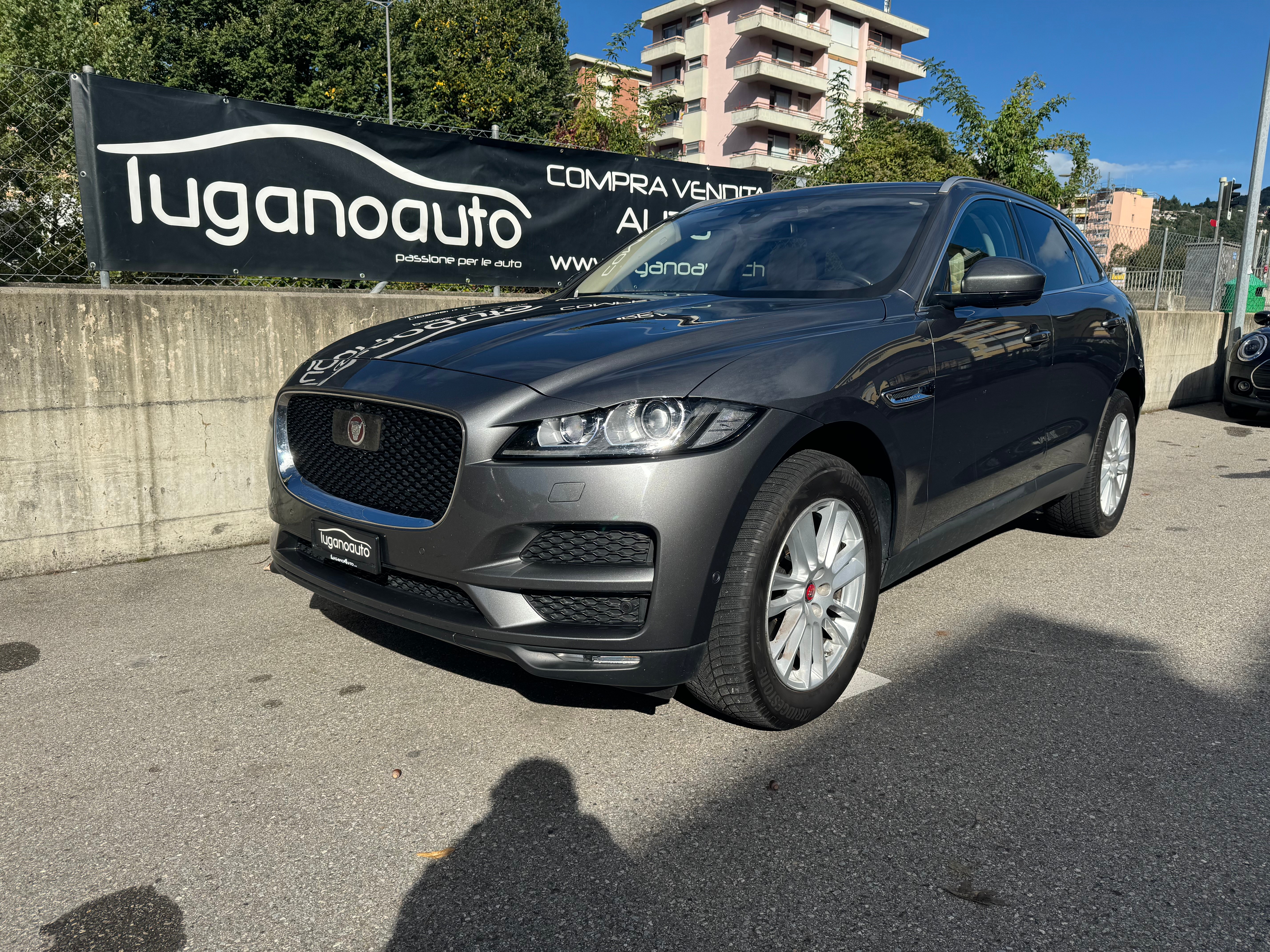 JAGUAR F-Pace 3.0 TDV6 Pure AWD Automatik