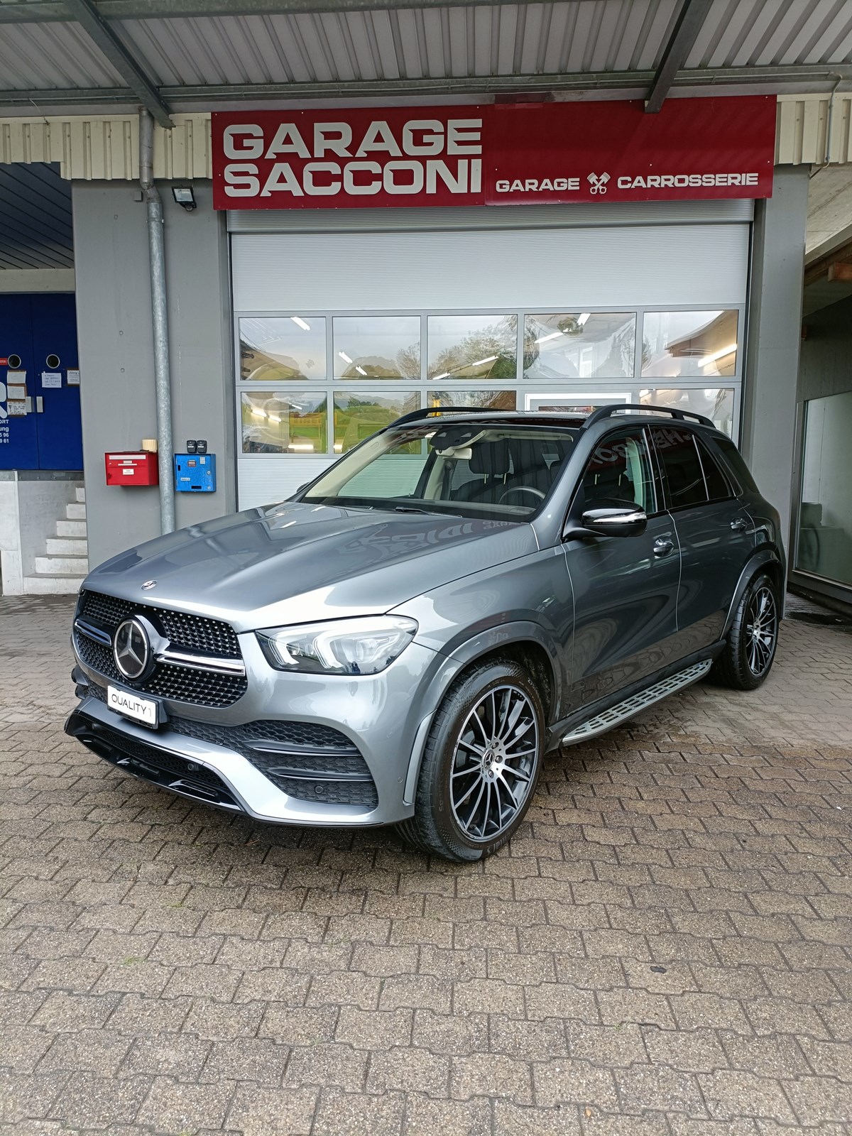 MERCEDES-BENZ GLE 300 d 4Matic AMG Line 9G-Tronic