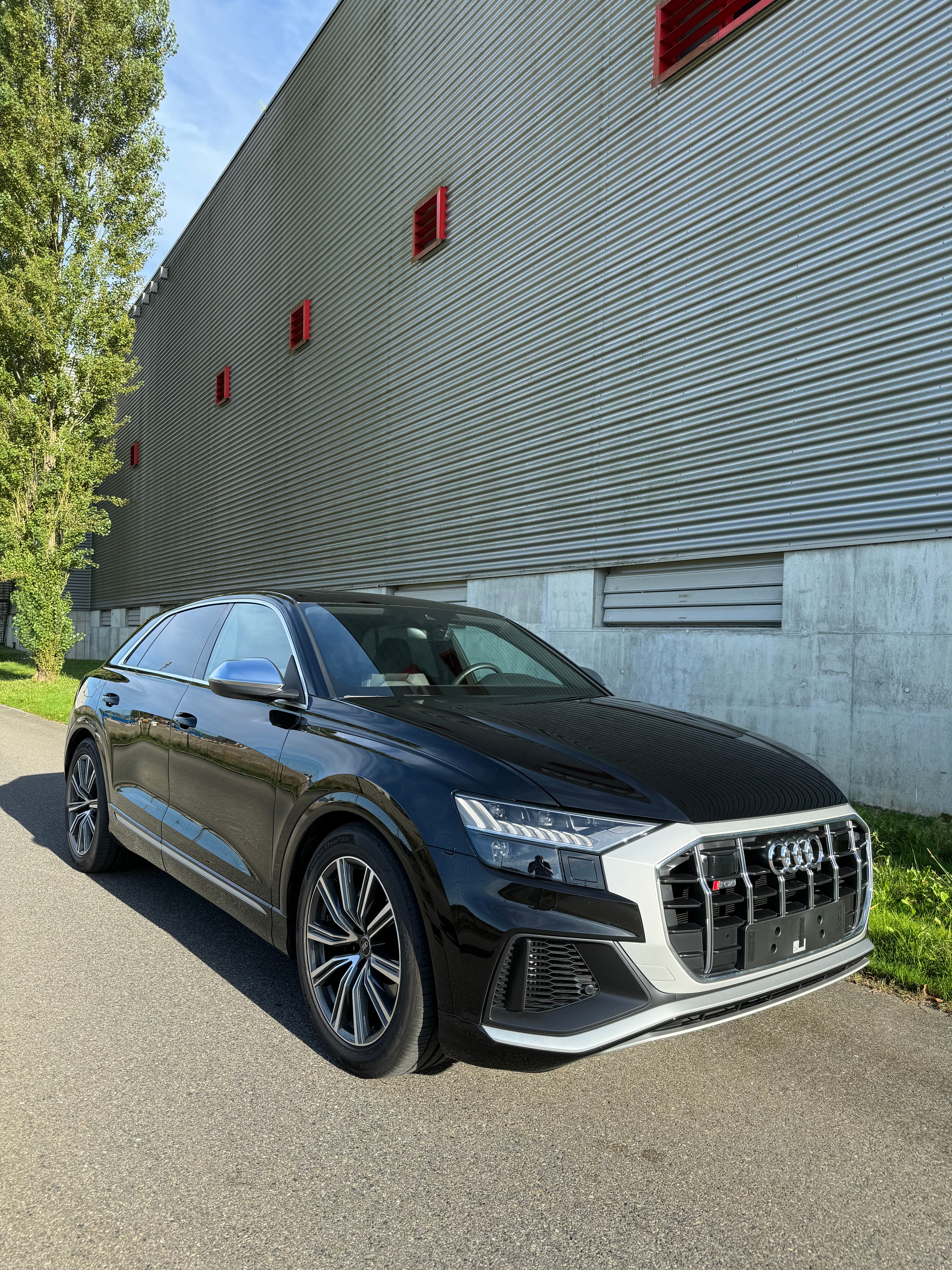 AUDI SQ8 TFSI quattro tiptronic