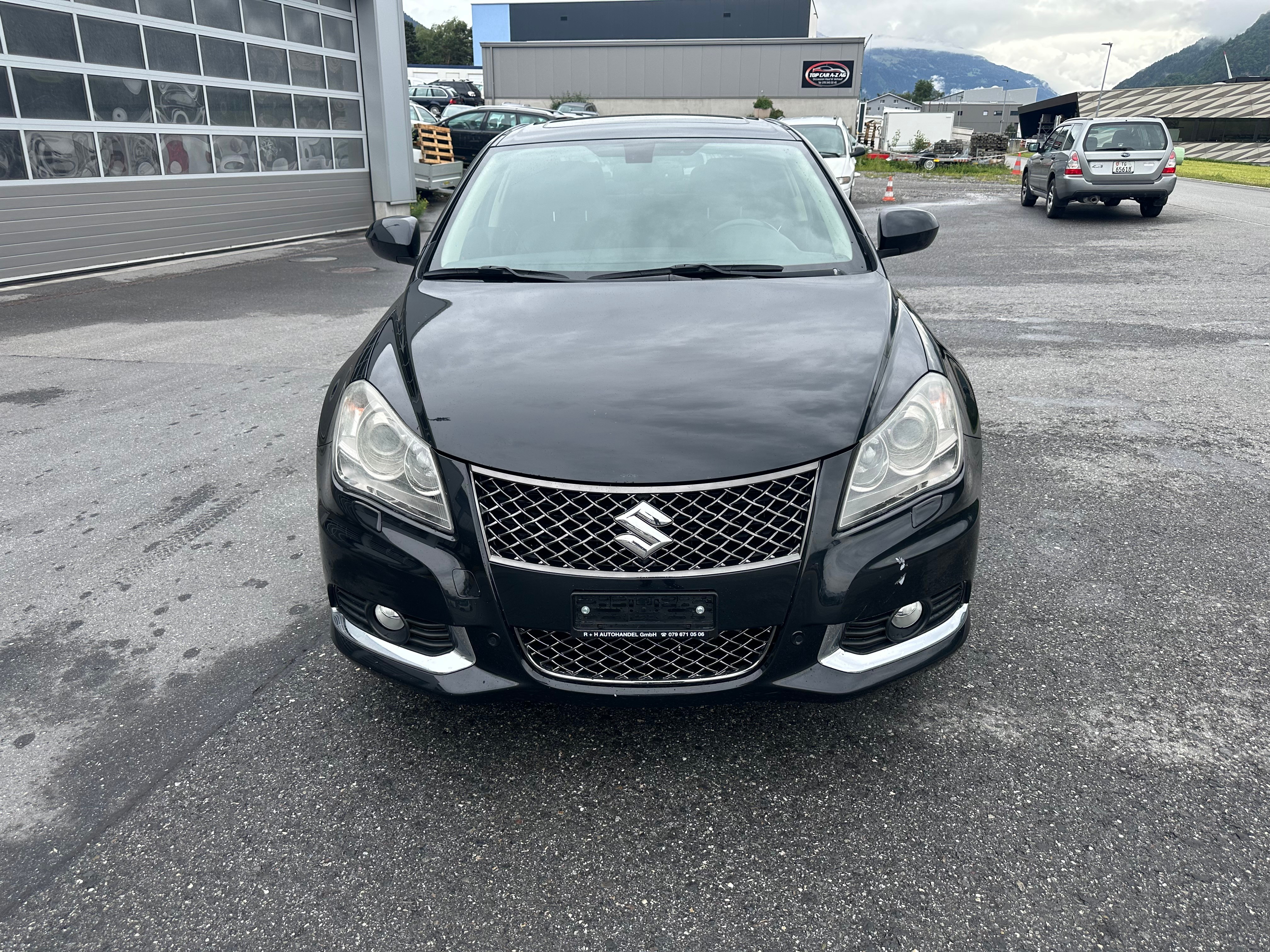 SUZUKI Kizashi 2.4 GL Top Indigo 4WD CVT