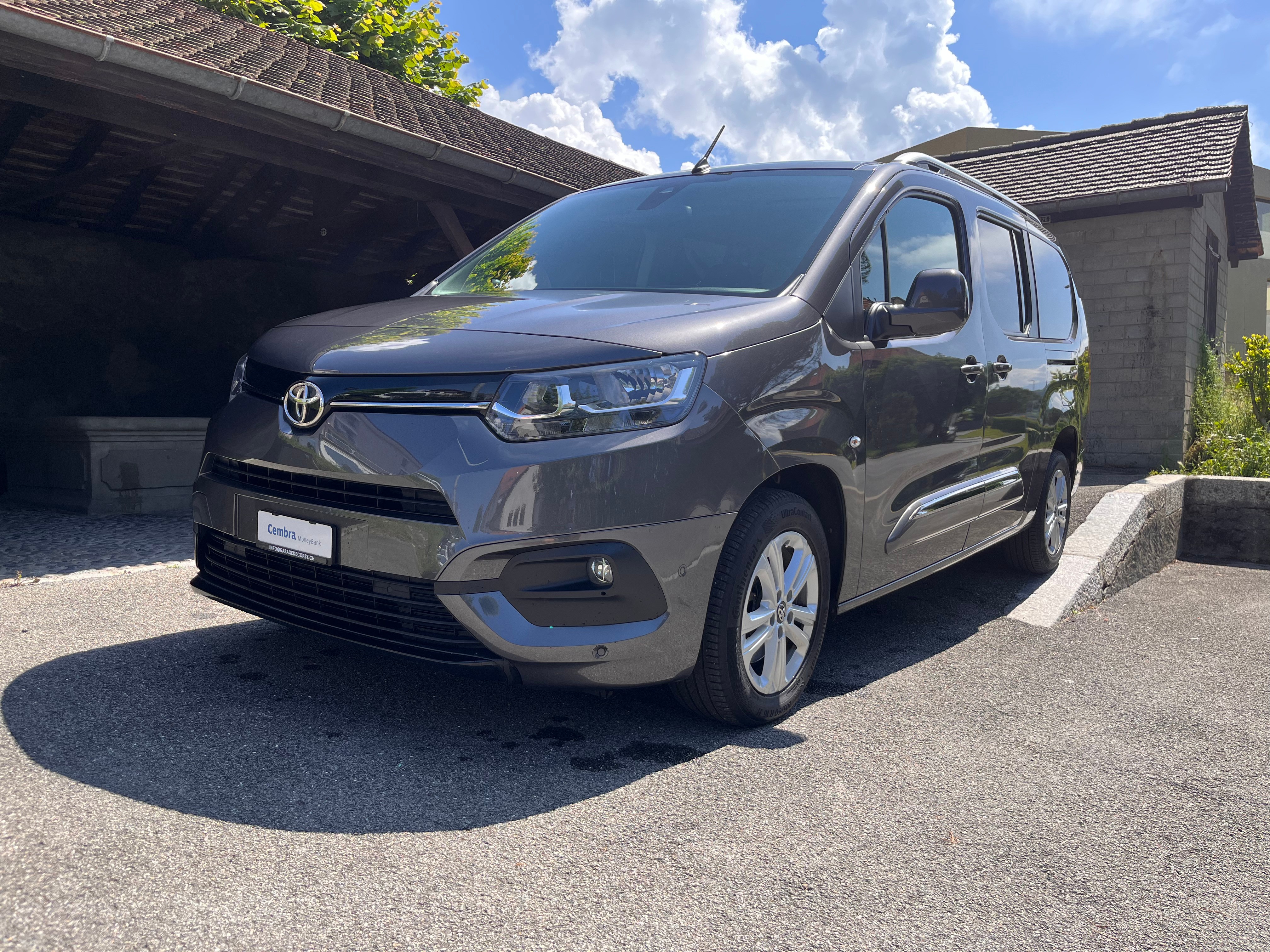 TOYOTA Proace City Verso 1.2 Trend Long Automatik