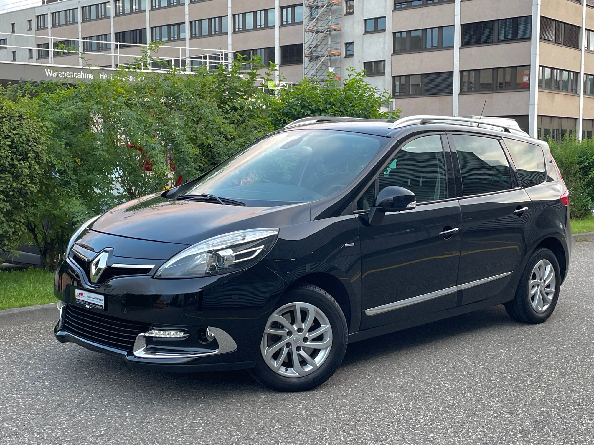 RENAULT Grand Scénic 1.2 16V Turbo Bose **7 Plätzer / 1 Jahr Garantie