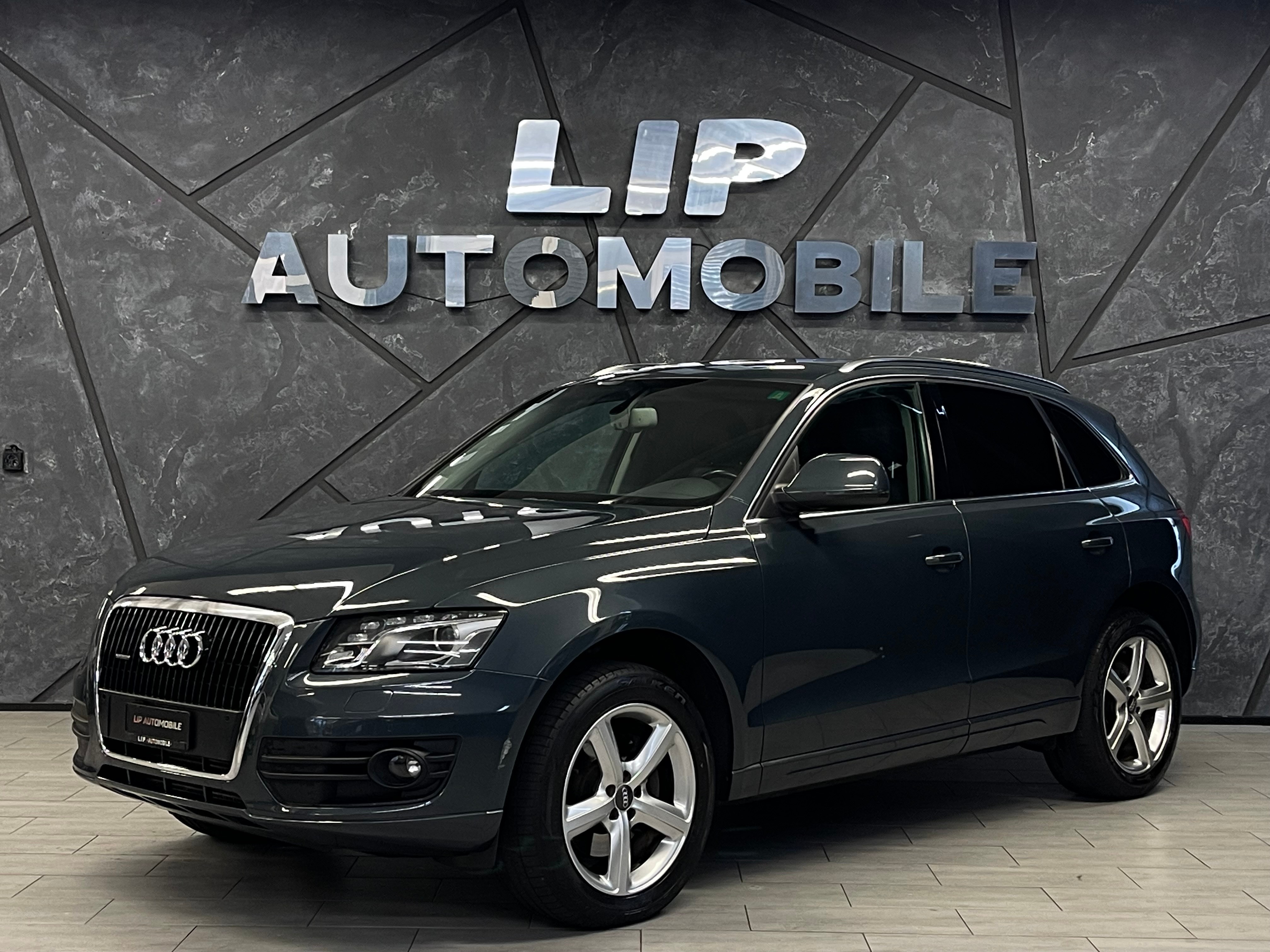 AUDI Q5 3.0 TDI quattro S-tronic