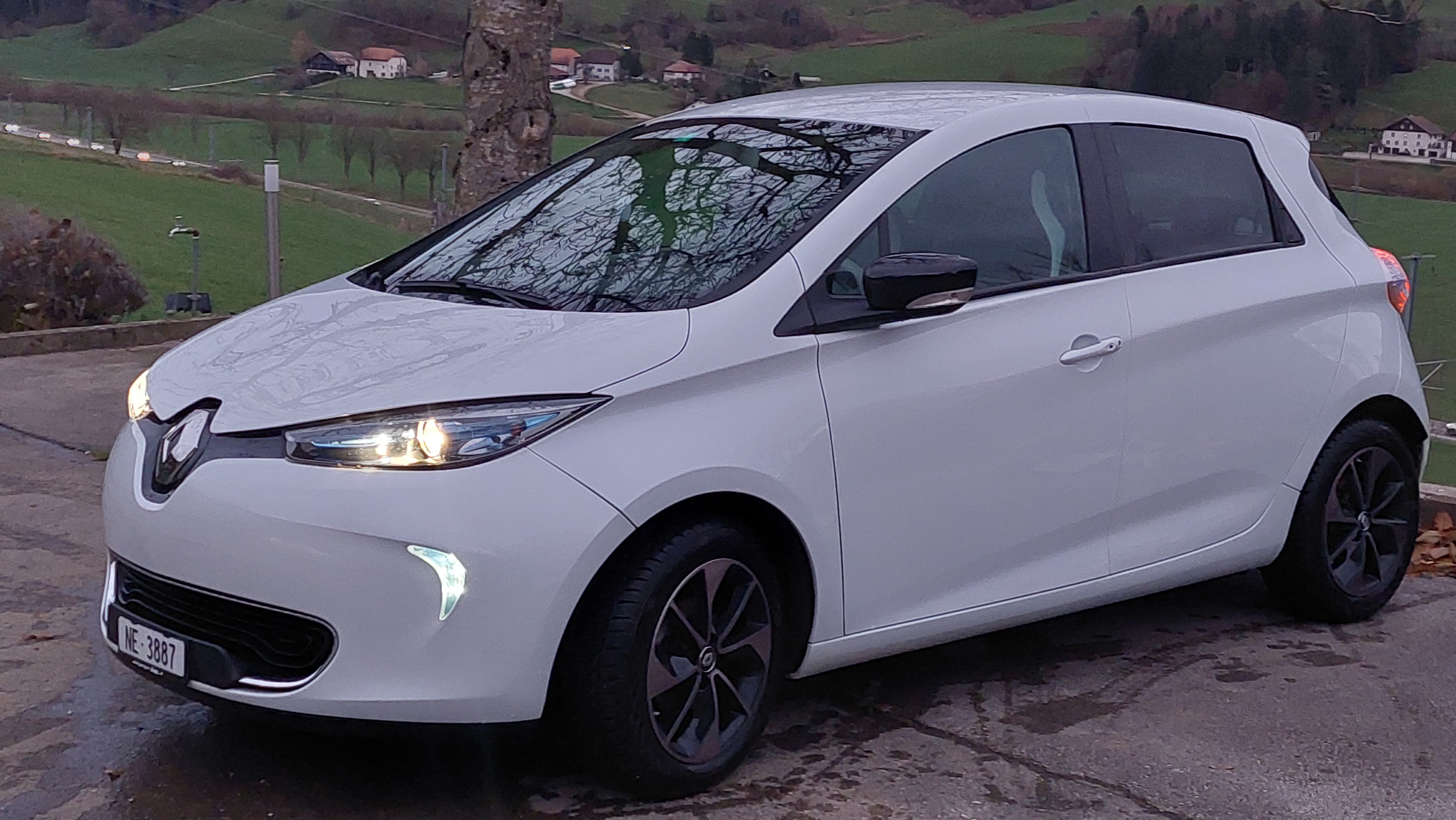 RENAULT Zoe 90th Anniversary R90 (Batterie Miete)