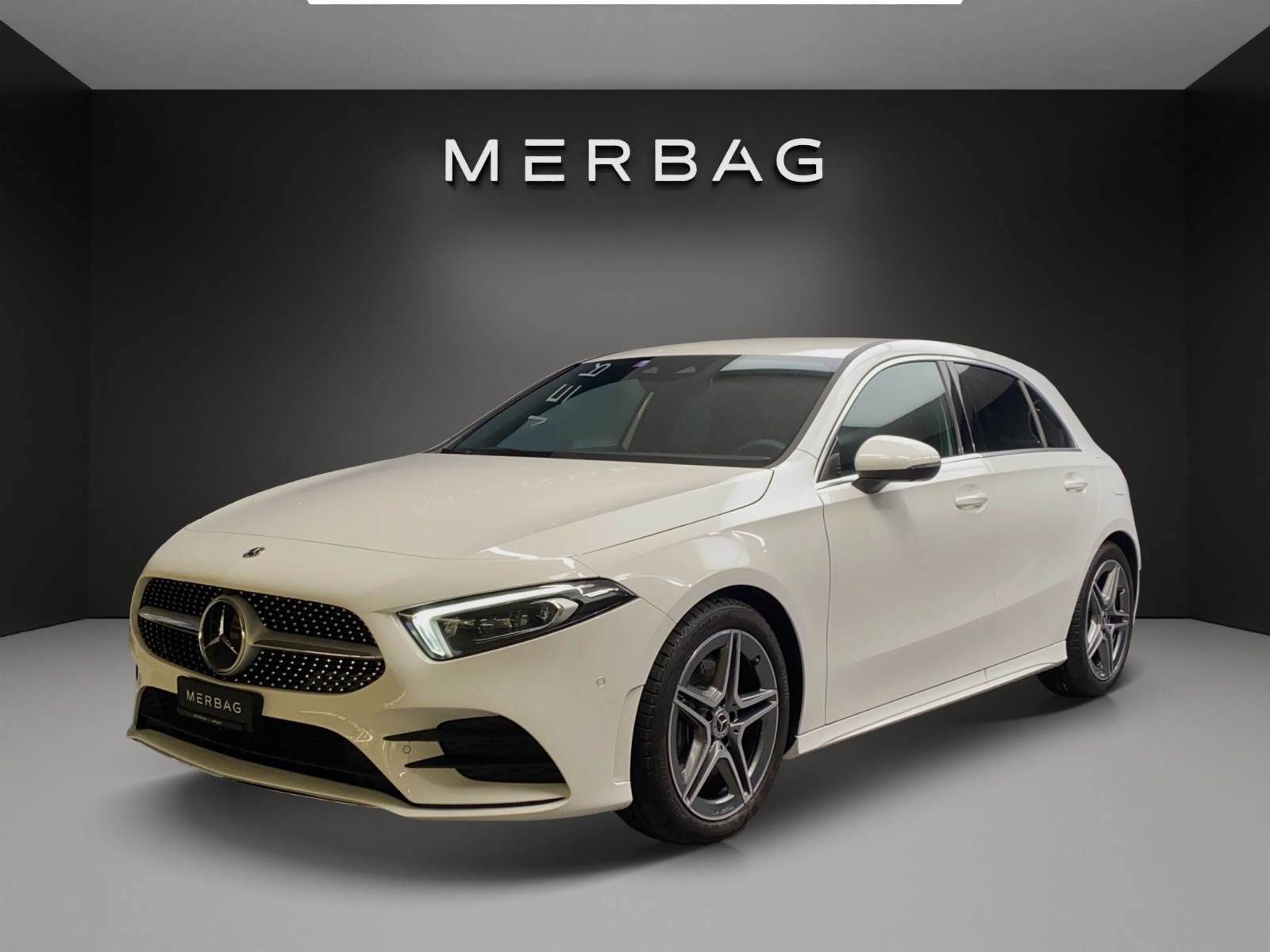 MERCEDES-BENZ A 250 AMG Line 4Matic