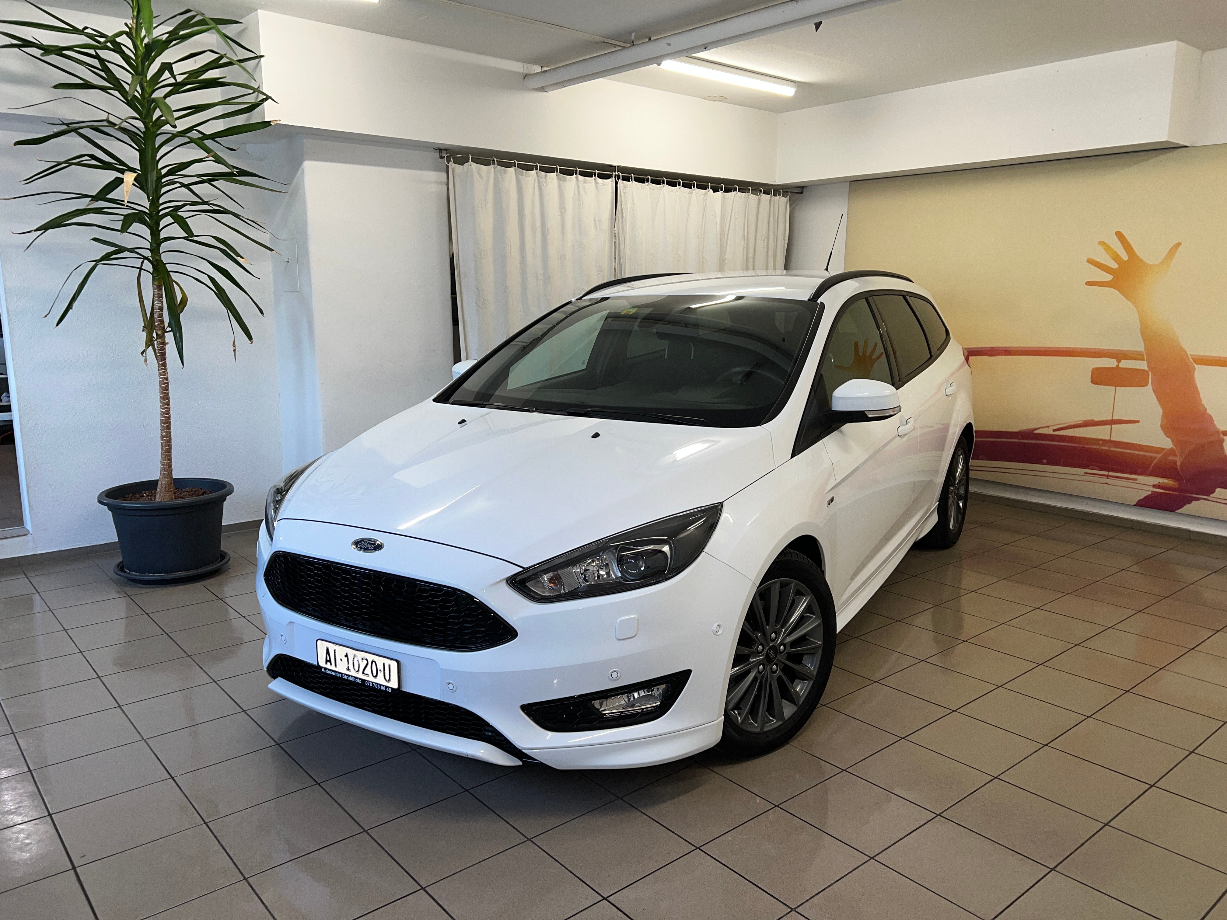 FORD Focus 1.5 SCTi ST Line Automatic