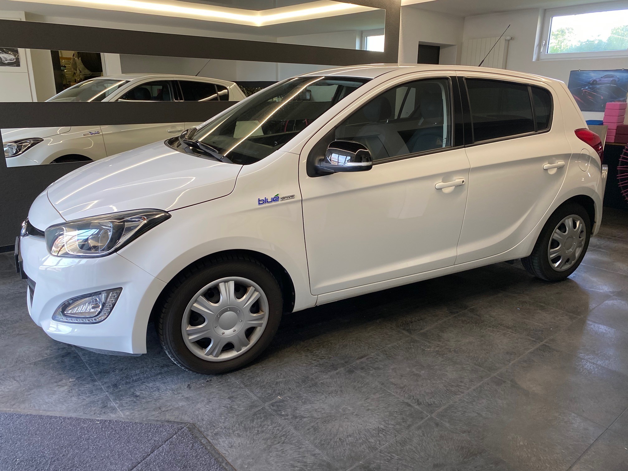 HYUNDAI i20 1.4 GO!