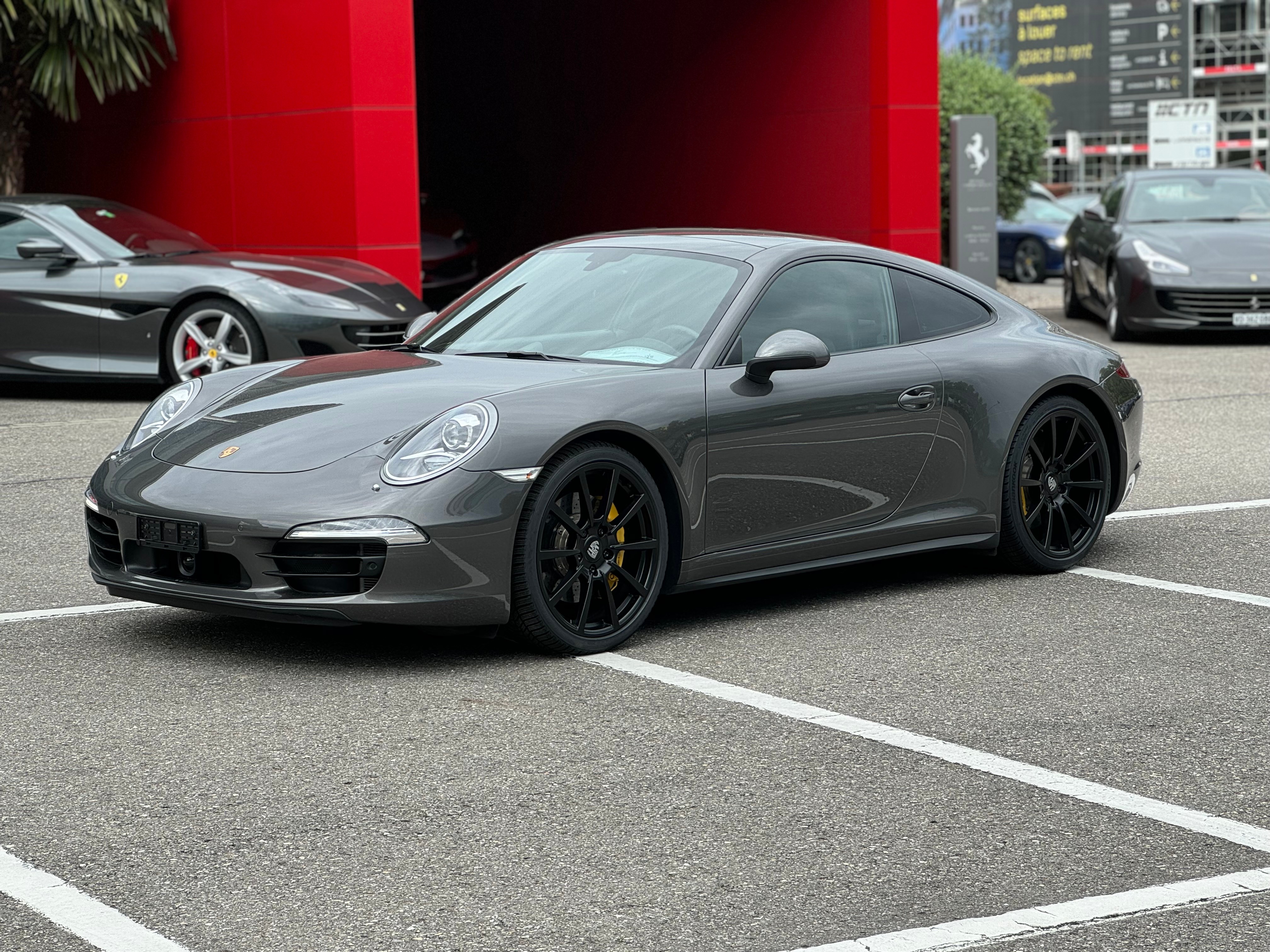 PORSCHE 911 Carrera 4S PDK