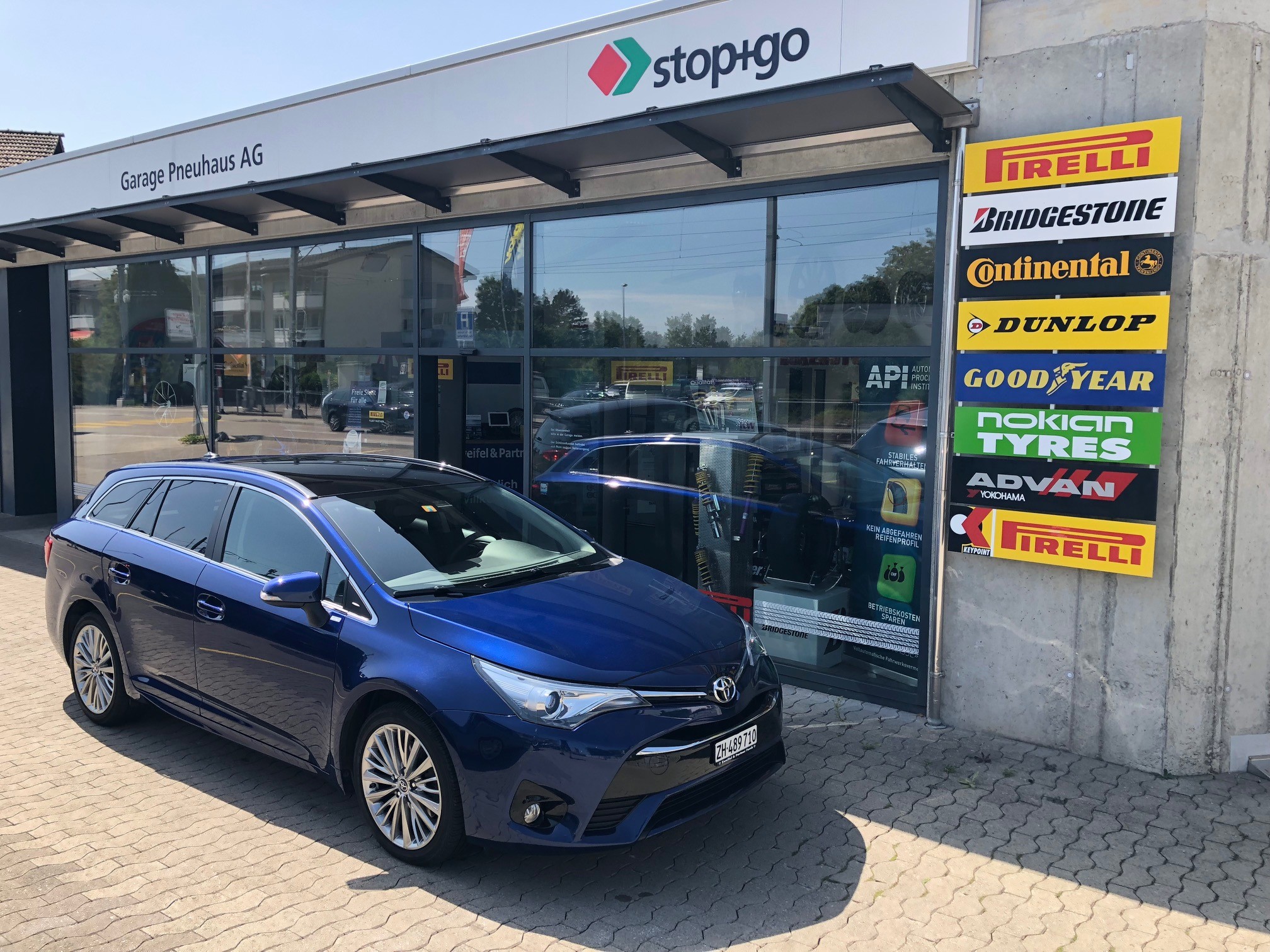 TOYOTA Avensis Touring Sports 2.0 D-4D Sol Premium