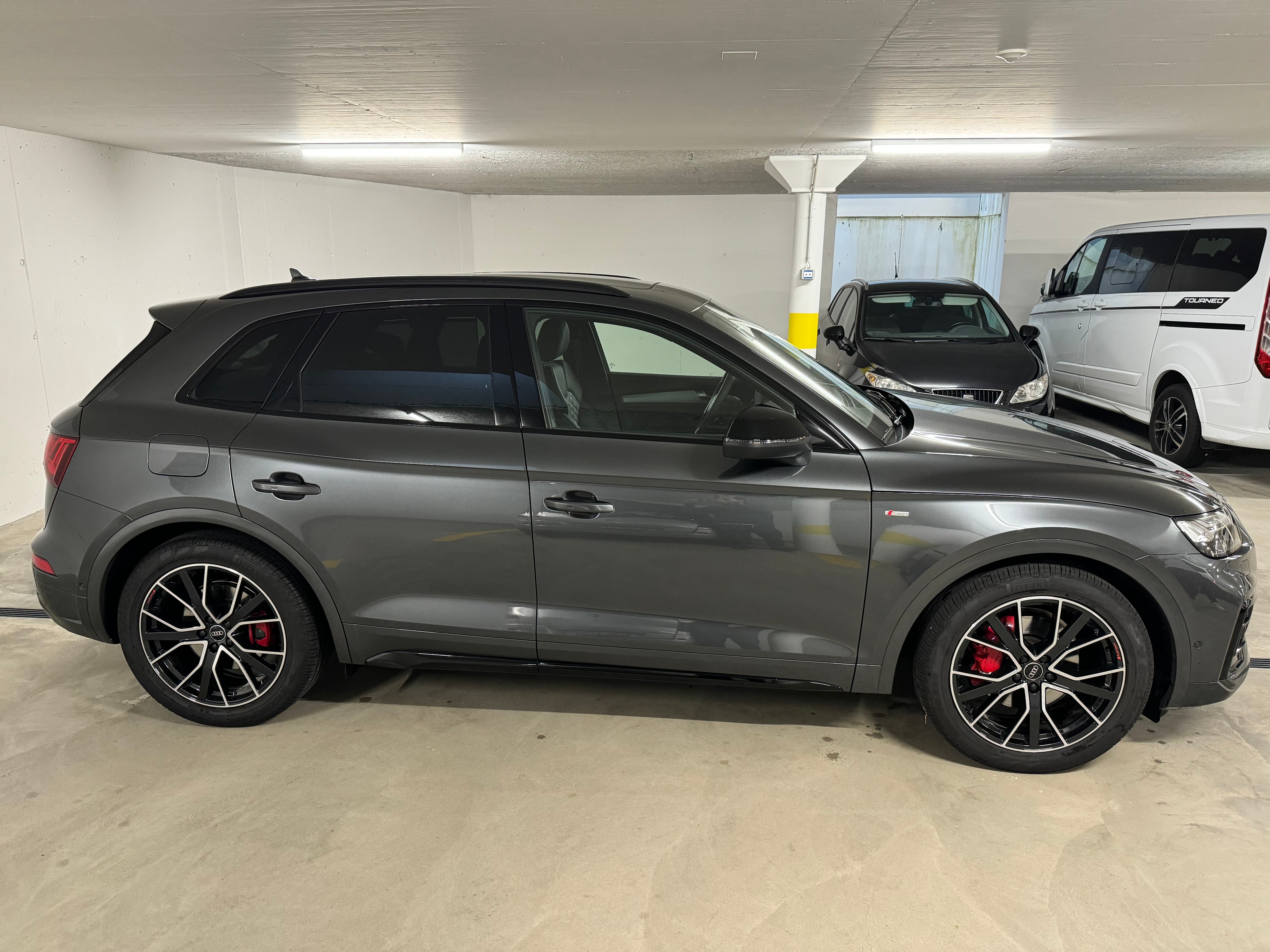 AUDI Q5 40 TDI Black Edition quattro S-tronic