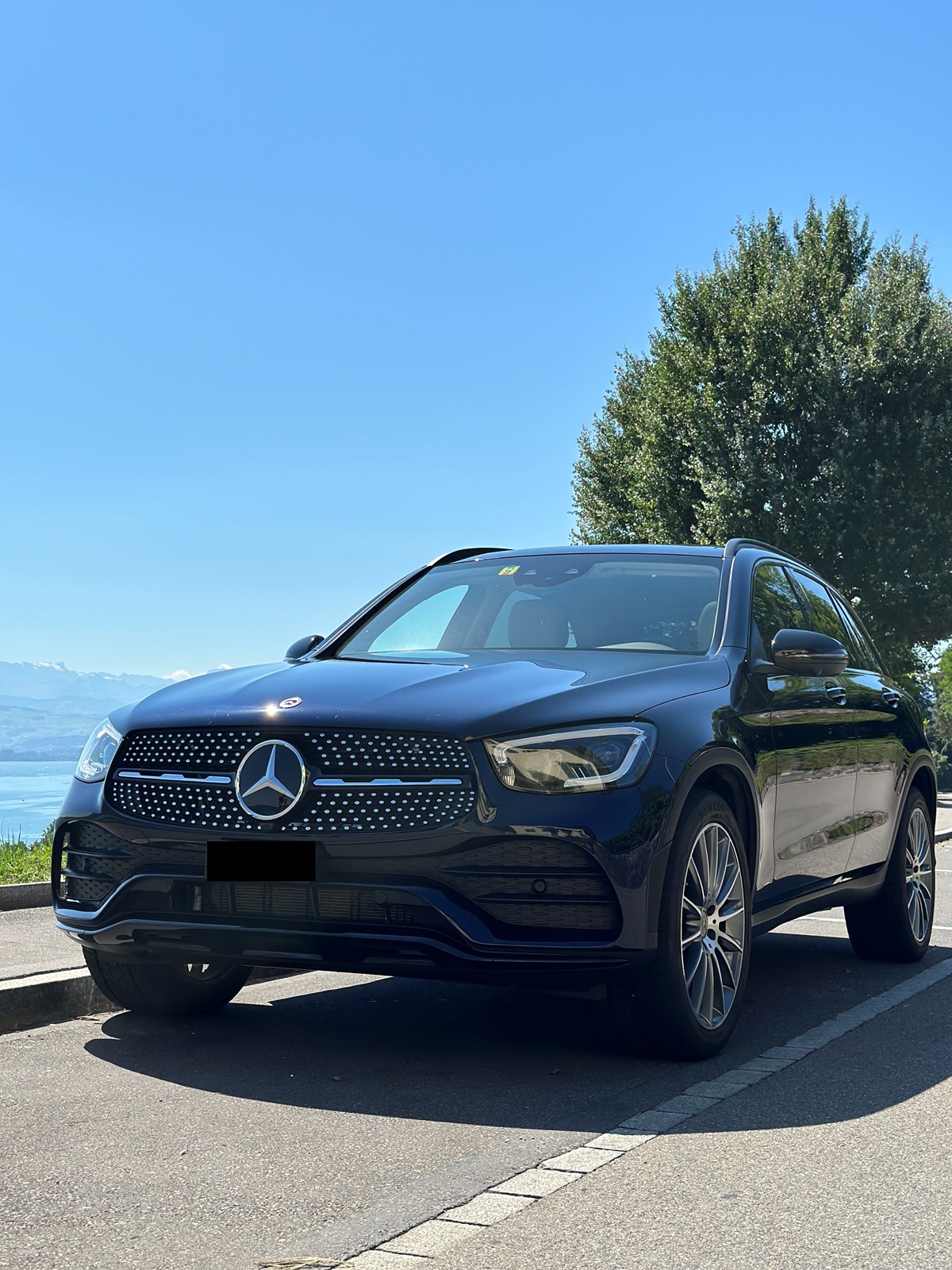 MERCEDES-BENZ GLC 300 AMG Line 4Matic 9G-Tronic