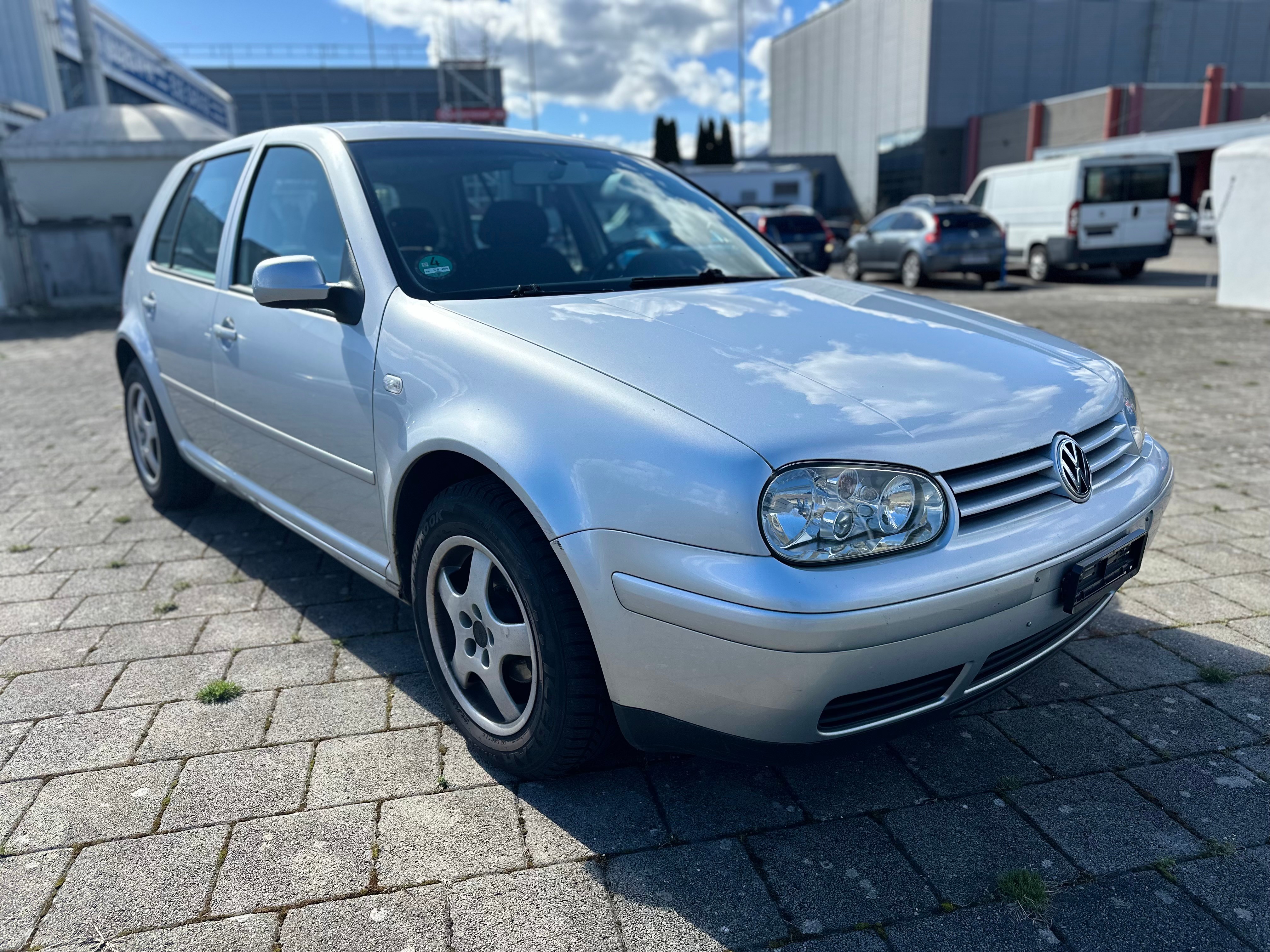 VW Golf 1.6 16V Pacific